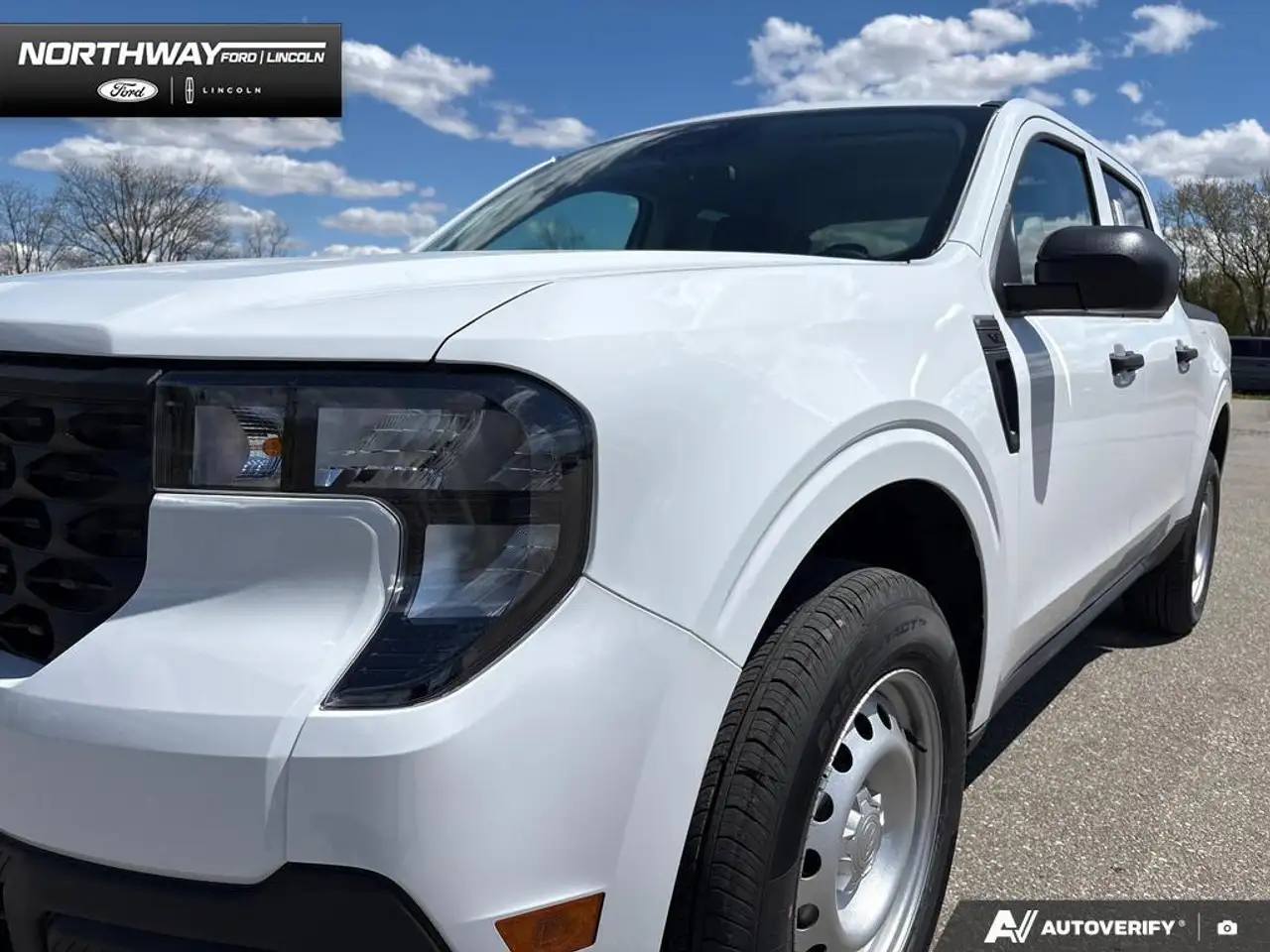 Ford Maverick снимка Ford Maverick