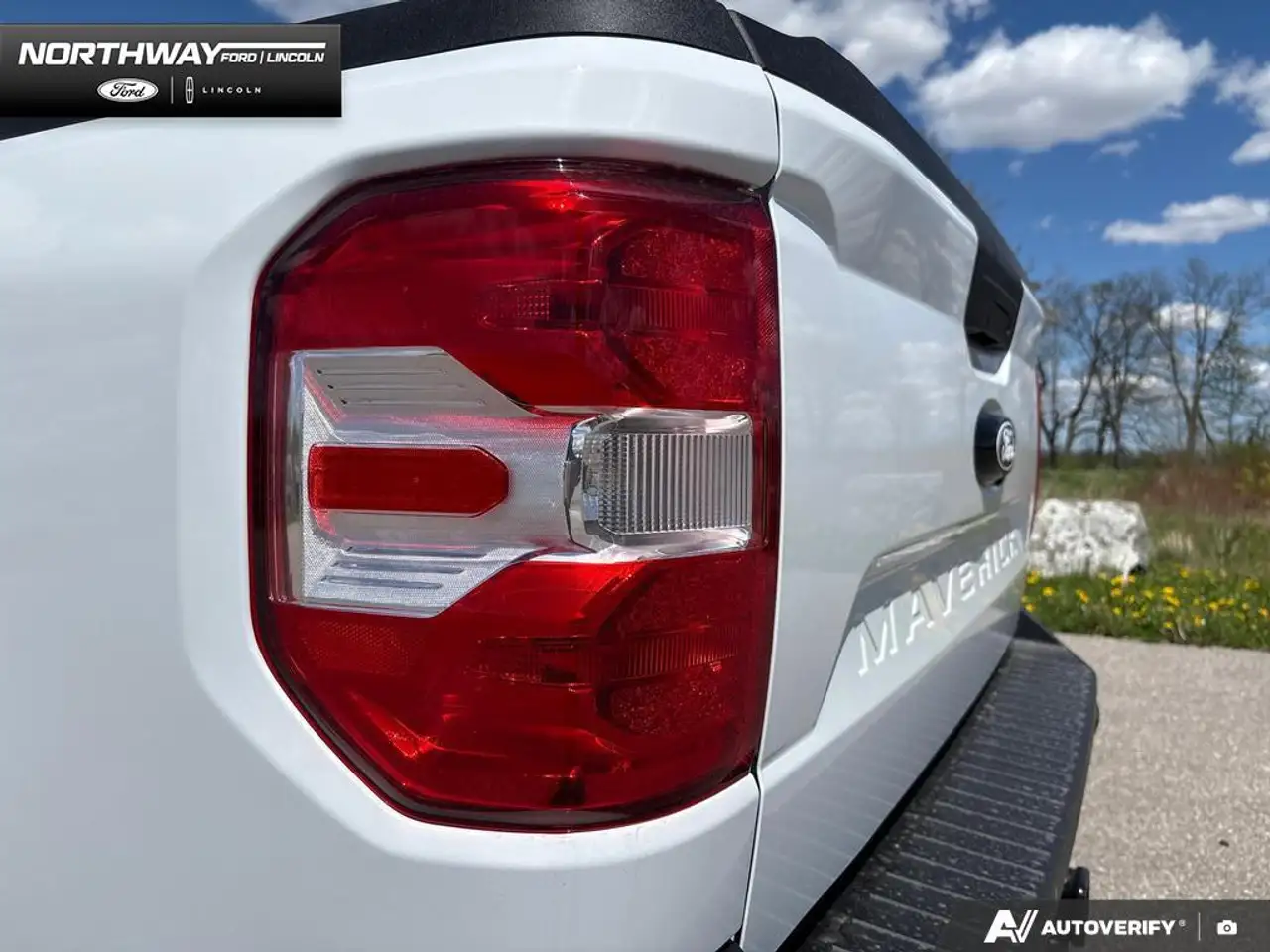 Ford Maverick снимка Ford Maverick