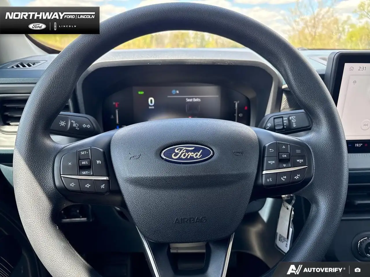 Ford Maverick снимка Ford Maverick