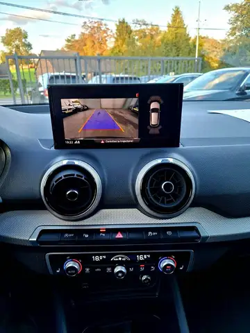 Audi Q2 view 15