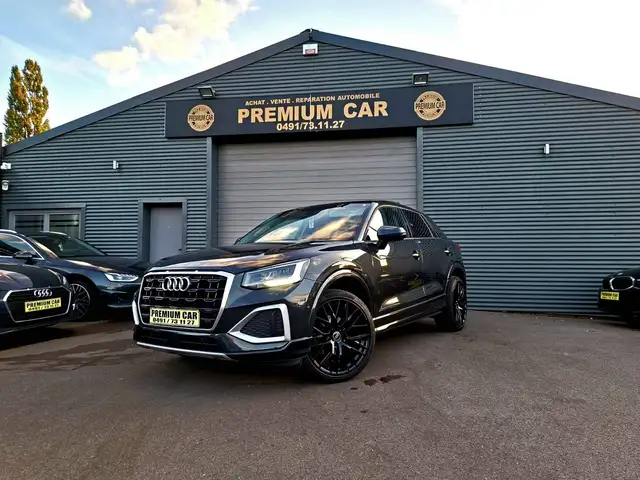 Audi Q2 view 13