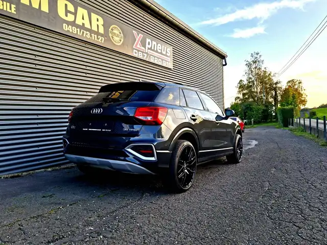 Audi Q2 view 12