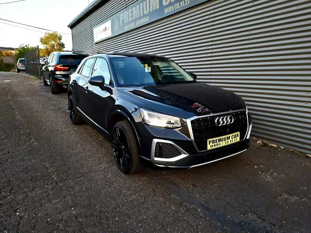 Audi Q2 view 3