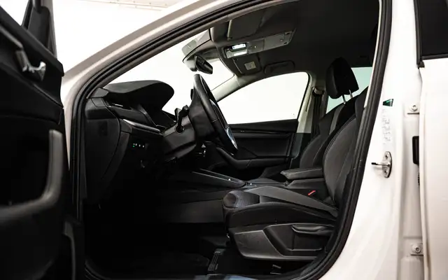 Skoda Octavia view 9
