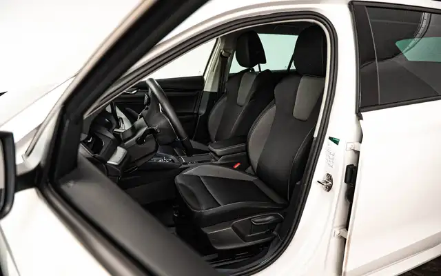 Skoda Octavia view 8