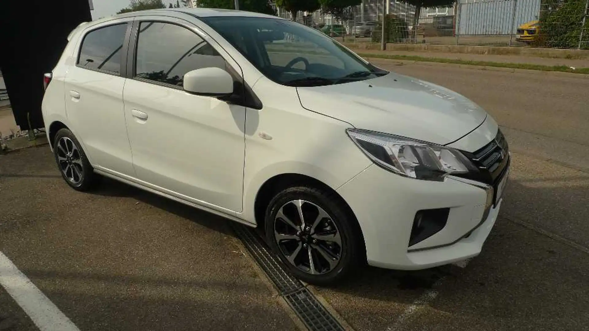 Mitsubishi Space Star Select+ 1.2 Automatik CVT VFW Weiß - 2