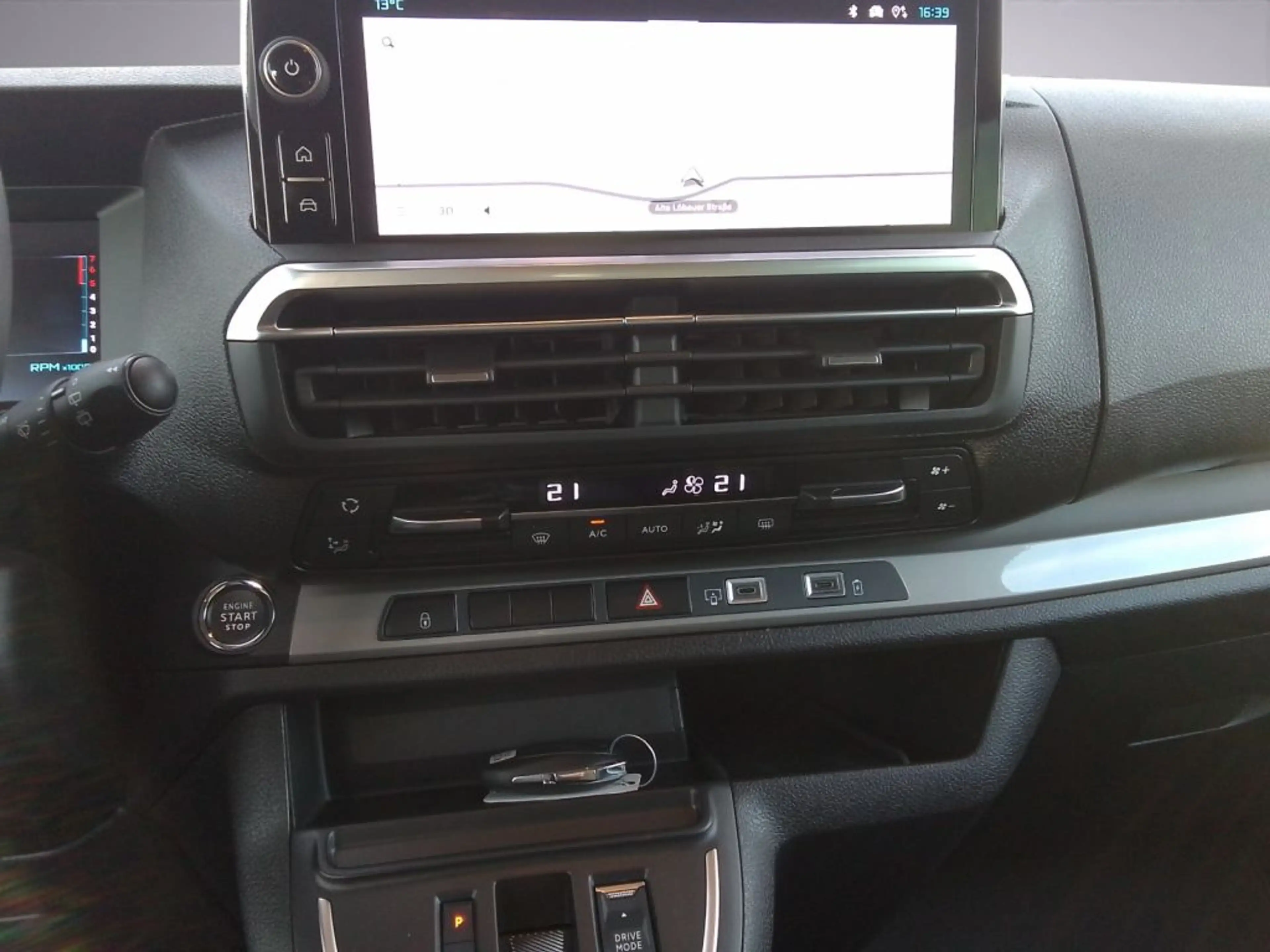 Citroen Spacetourer M Diesel 180 Plus — photo 15