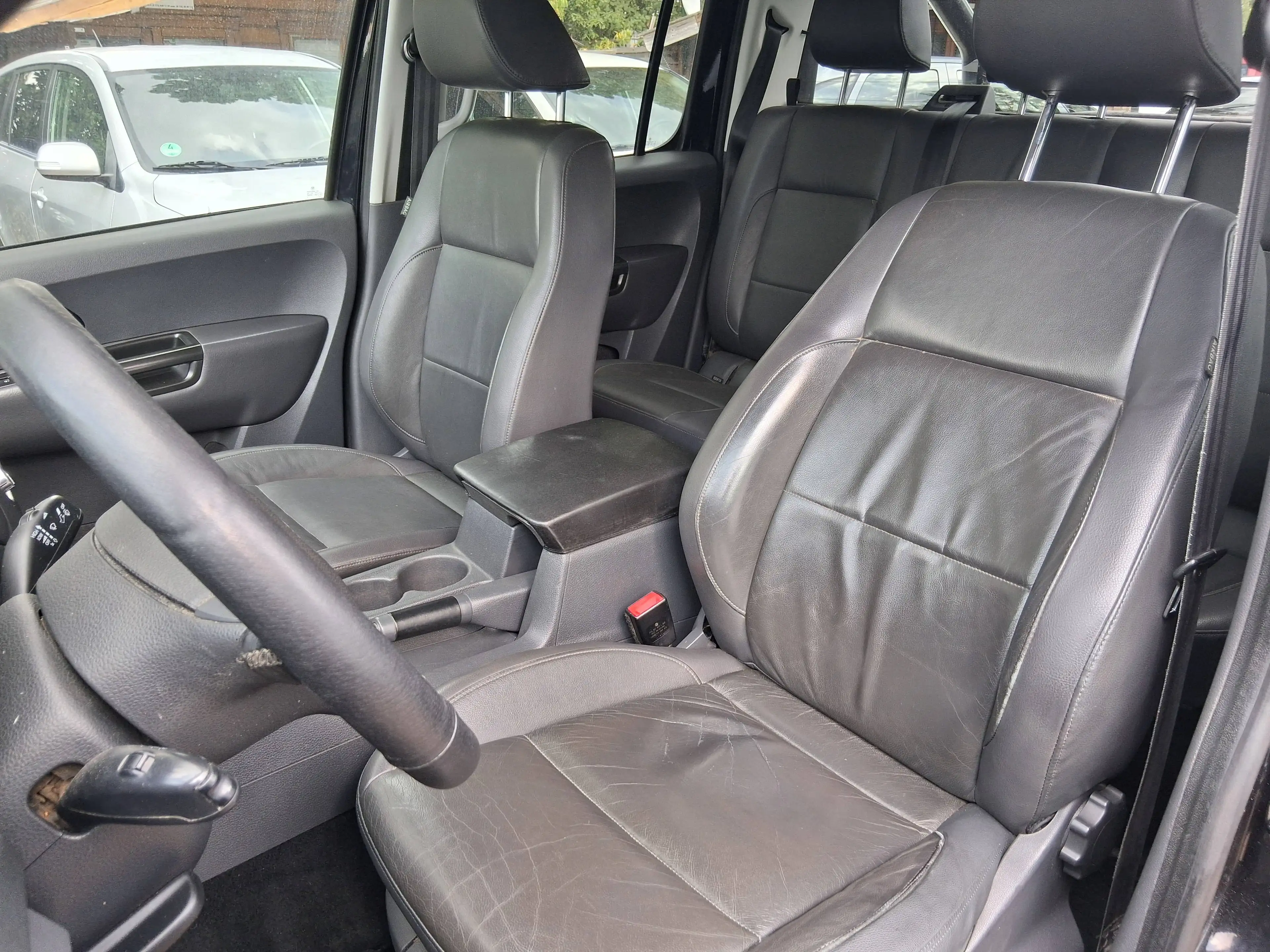 Volkswagen Amarok Highline DoubleCab 4Motion — photo 13