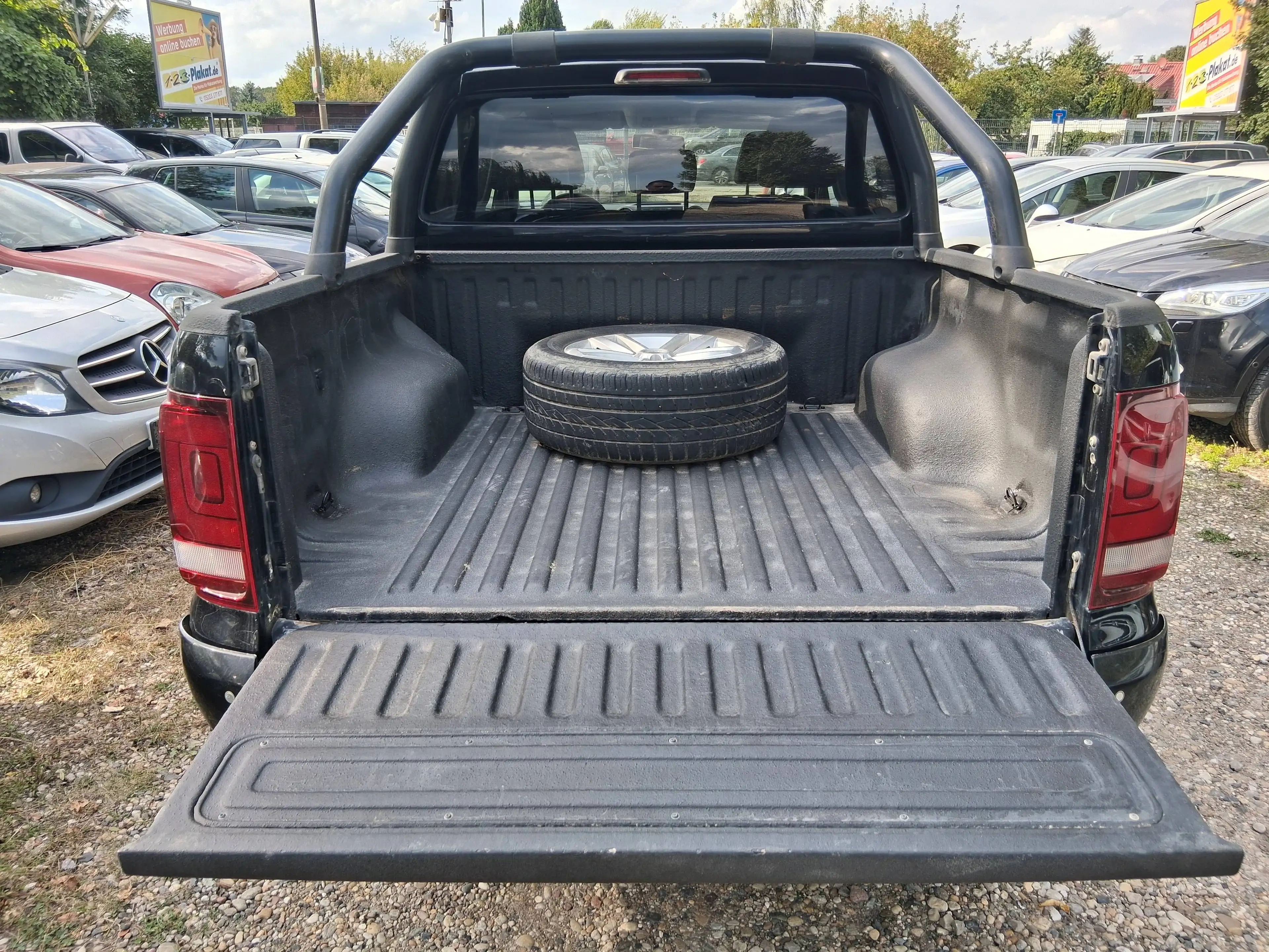 Volkswagen Amarok Highline DoubleCab 4Motion — photo 9