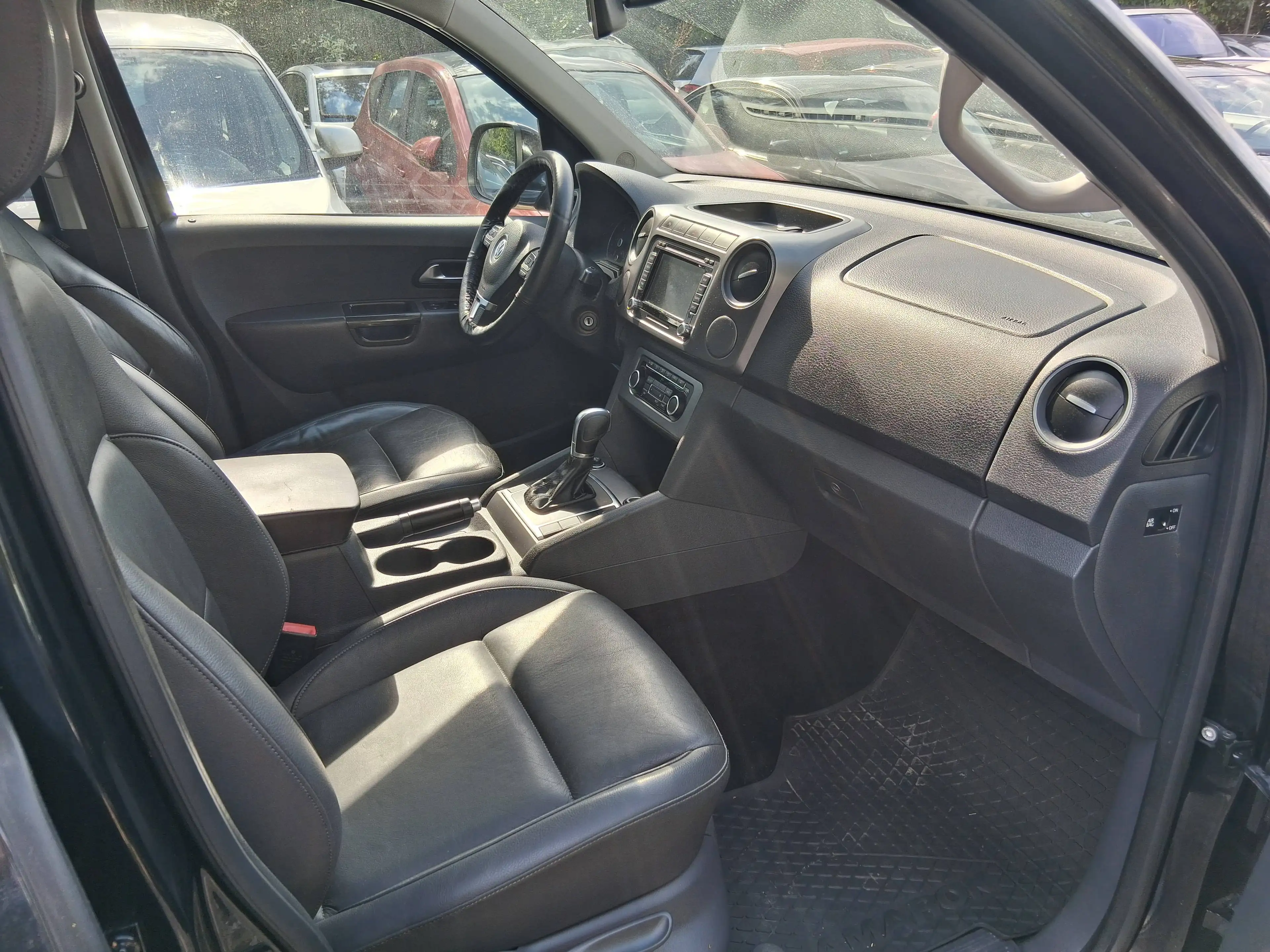 Volkswagen Amarok Highline DoubleCab 4Motion — photo 14