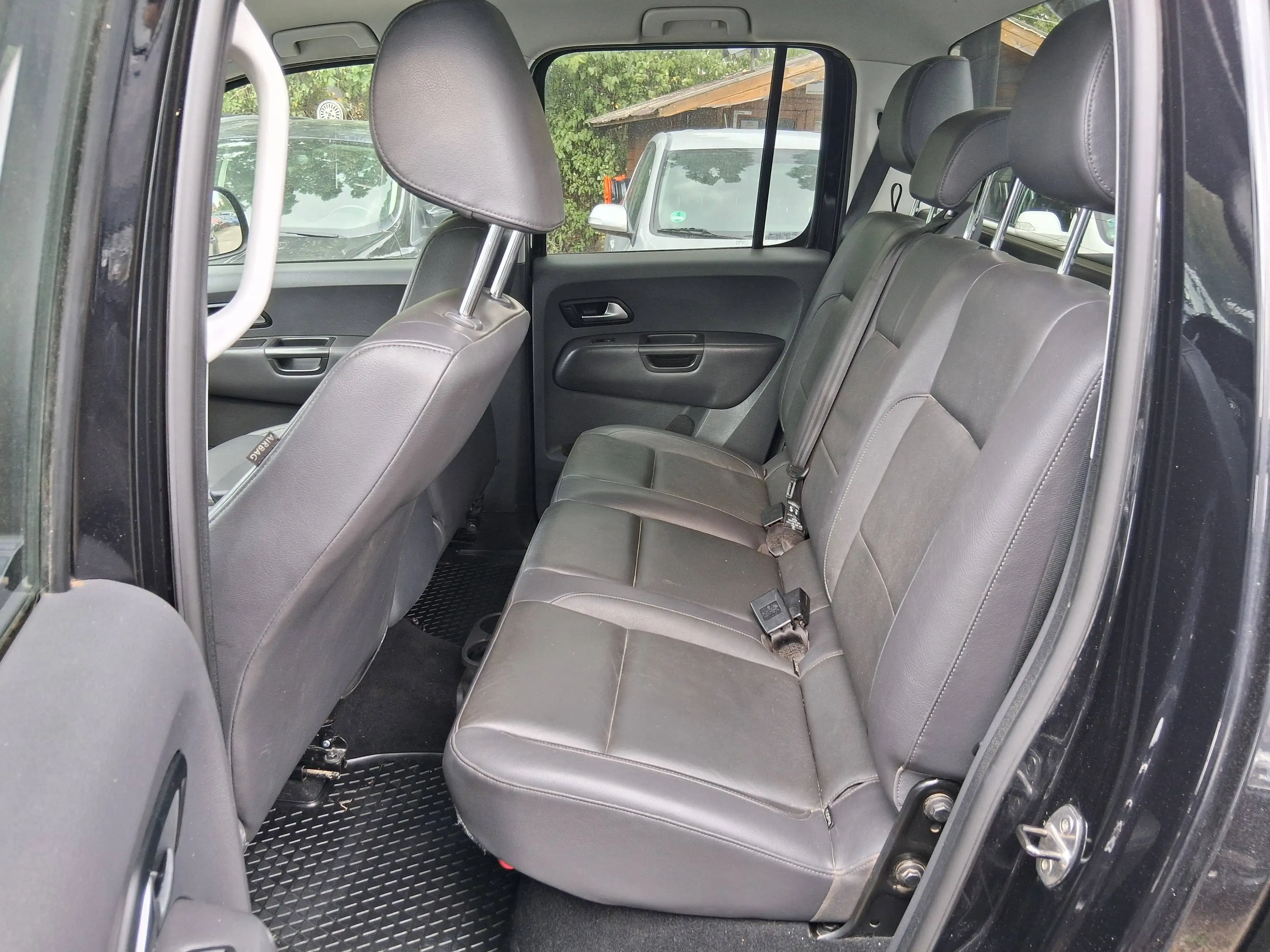Volkswagen Amarok Highline DoubleCab 4Motion — photo 15