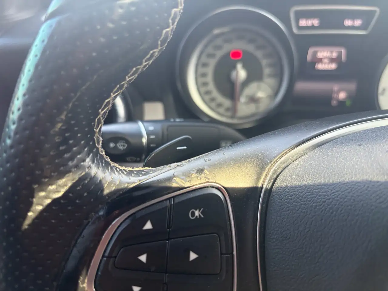 Mercedes-Benz CLA снимка Mercedes-Benz CLA
