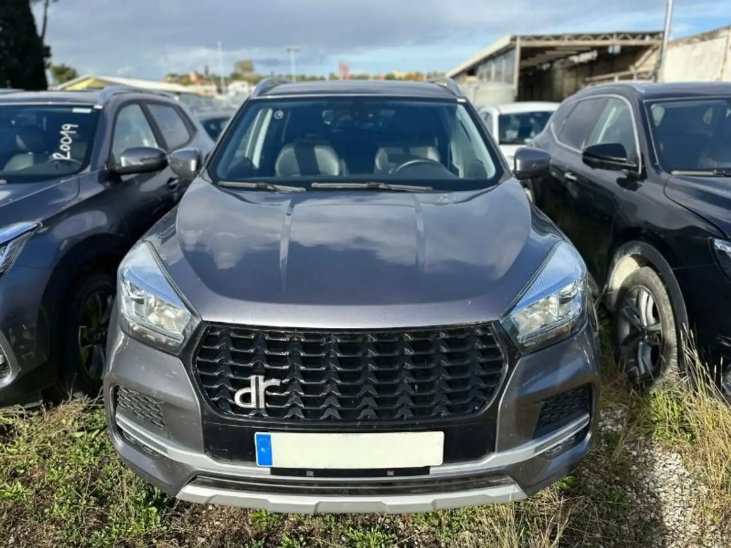 DR Automobiles DR4.0 1.5 Bi-Fuel Grau - 2