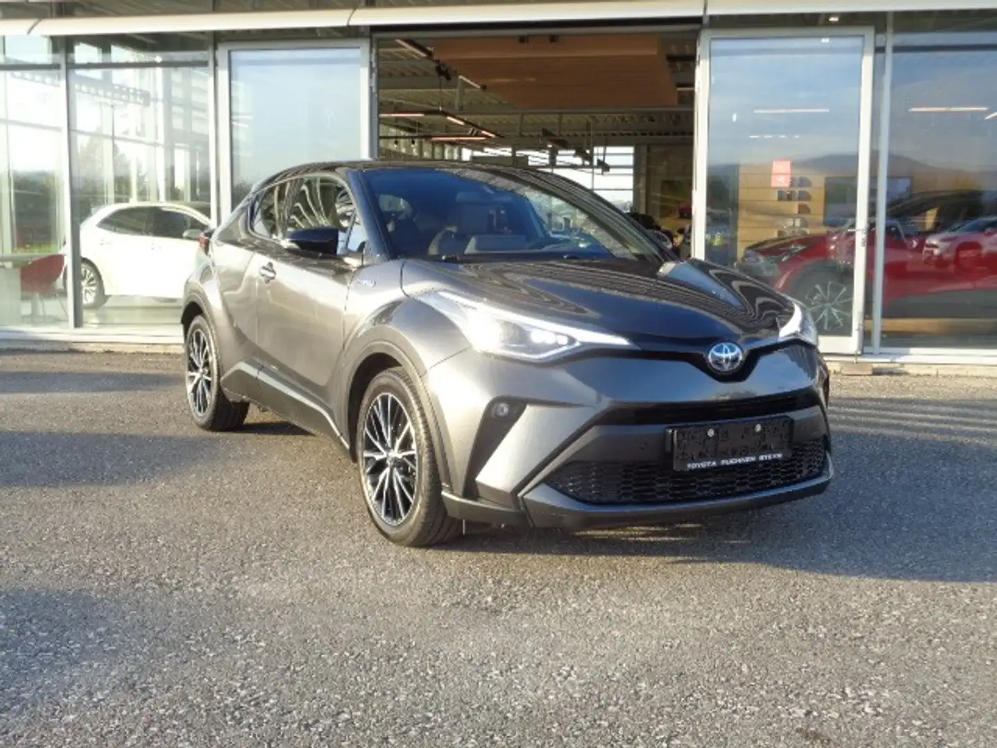 Toyota C-HR 2,0 Hybrid C-HIC CVT *Bitone *AHK Grau - 1