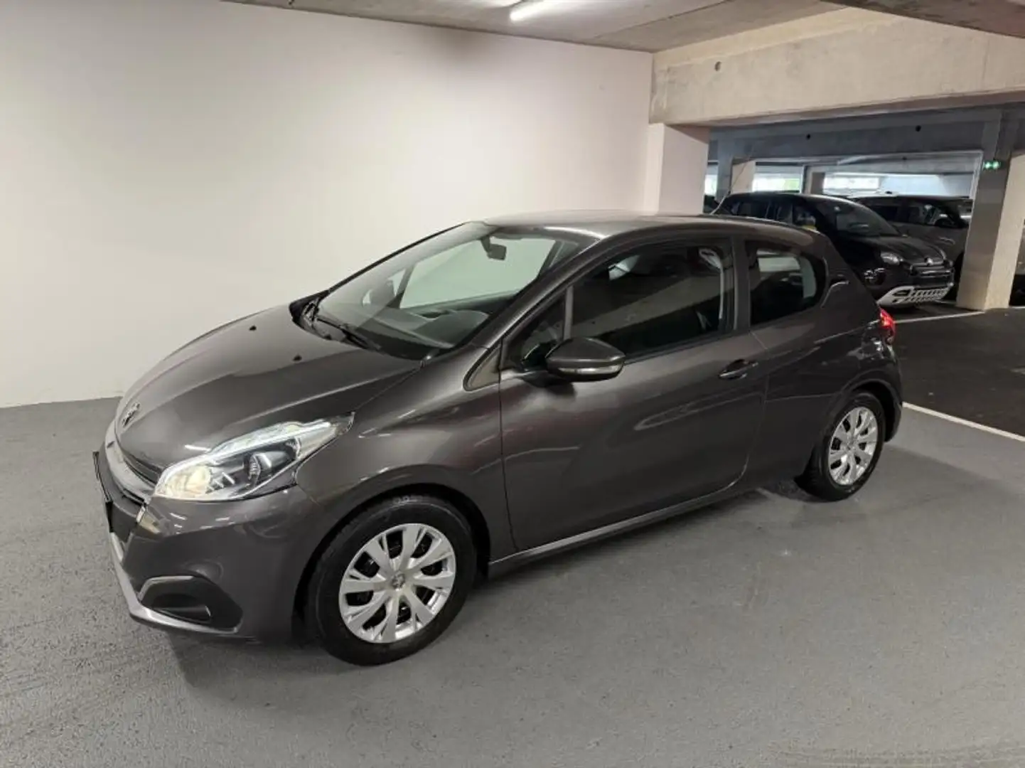 Peugeot 208 1.2 PureTech 68ch Active 3p Gris - 1