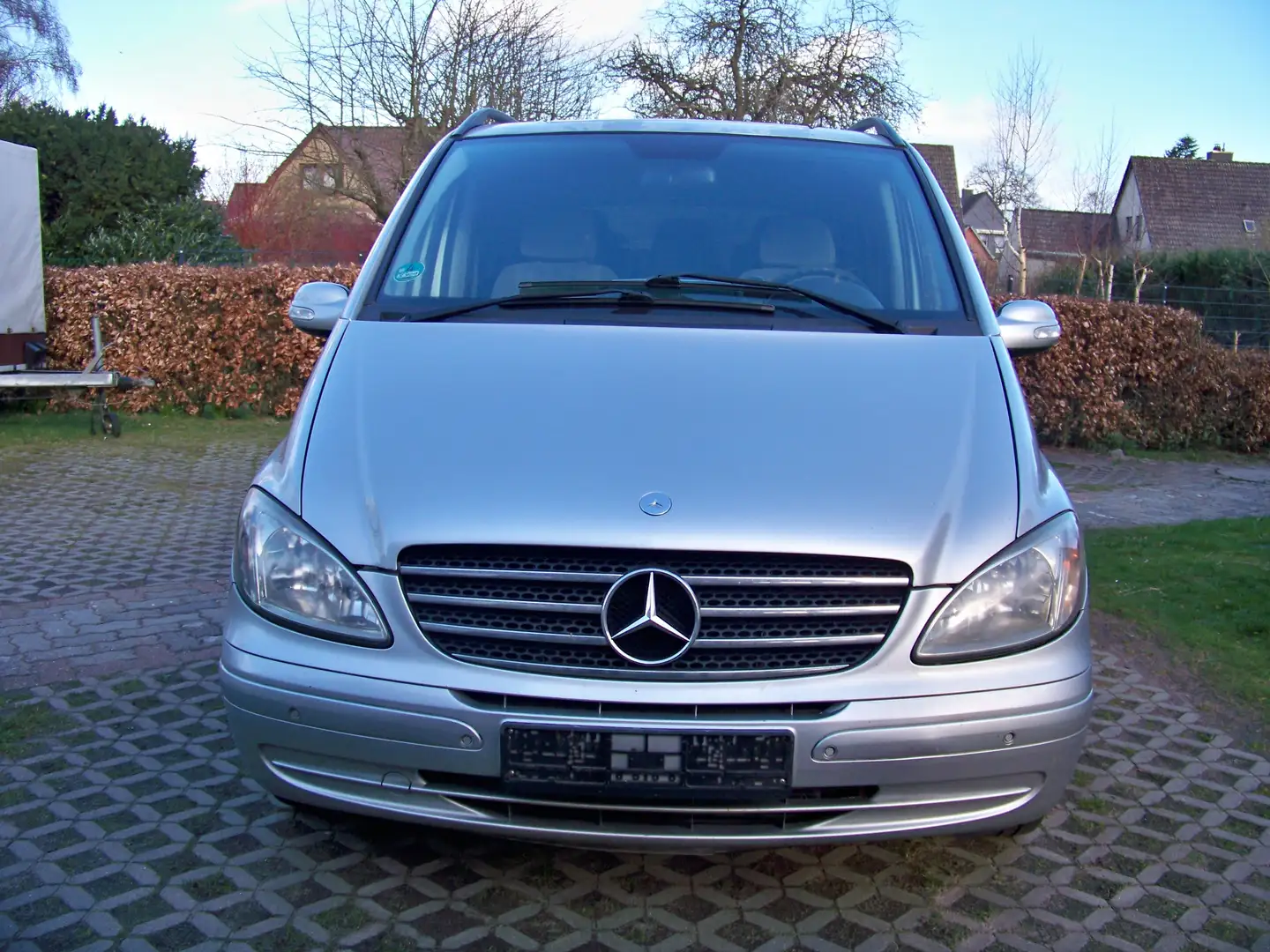 Mercedes-Benz Viano Viano 2.2 CDI Srebrny - 2