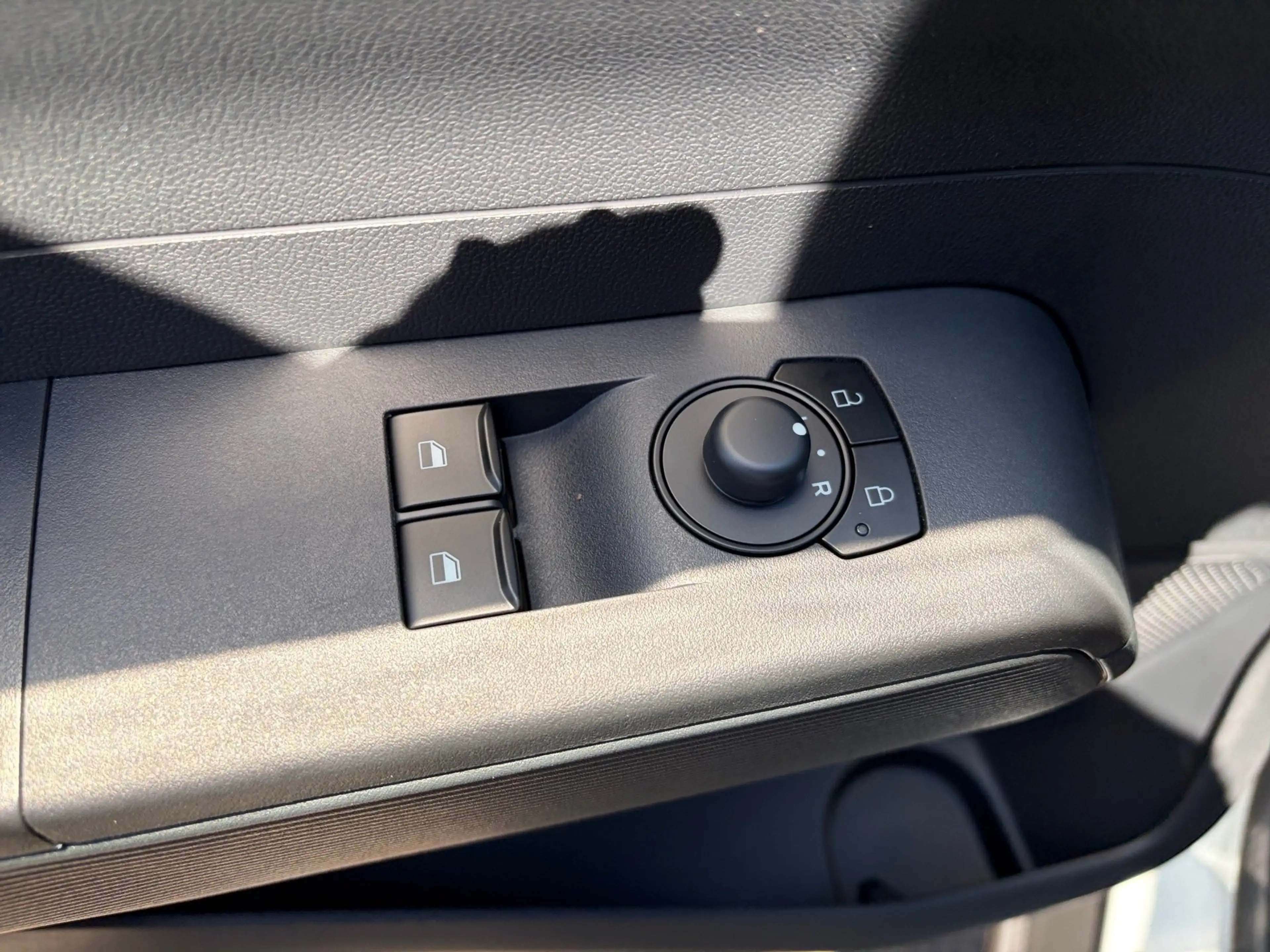 Ford Transit Courier Trend — photo 15