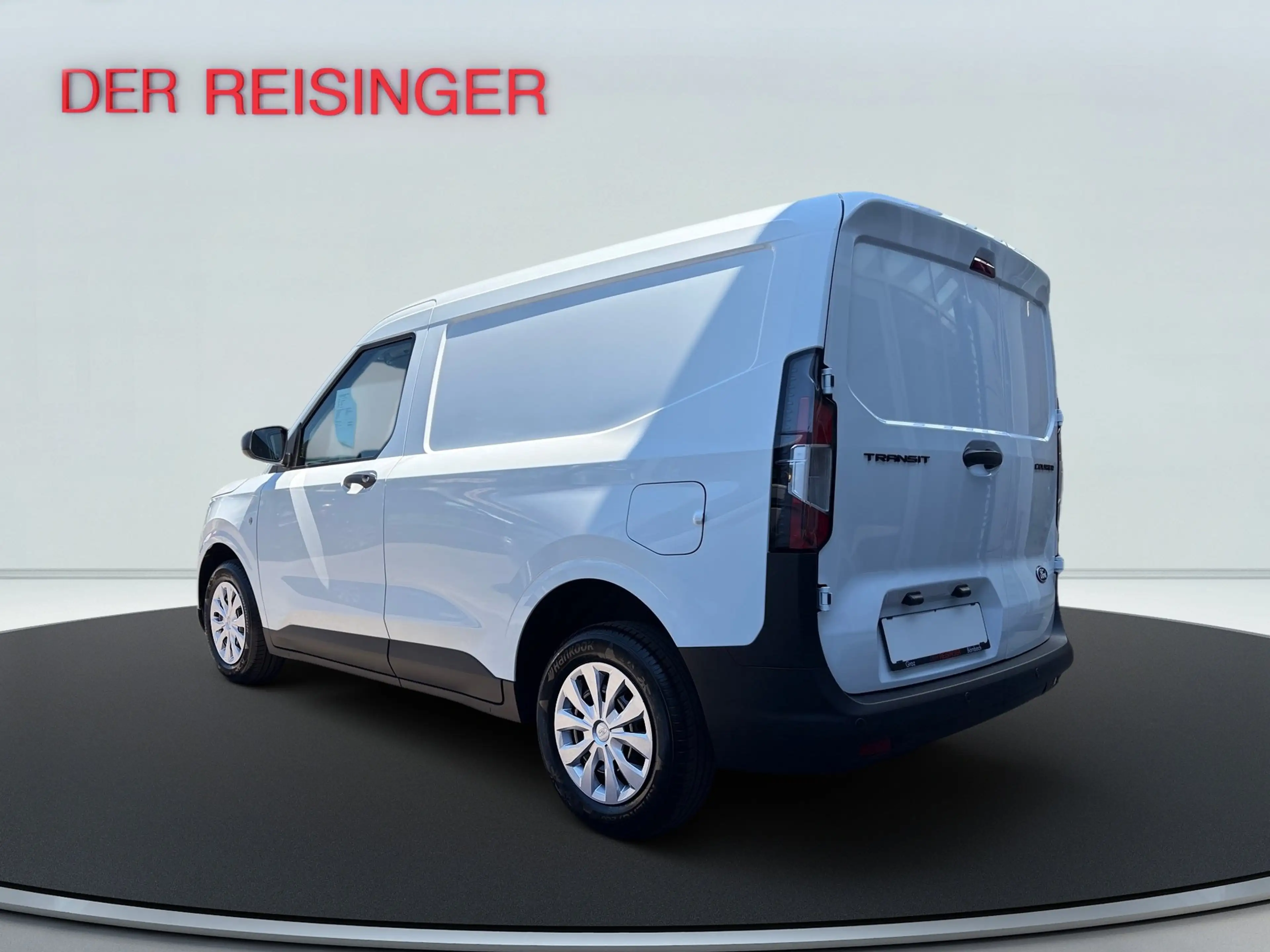 Ford Transit Courier Trend — photo 3