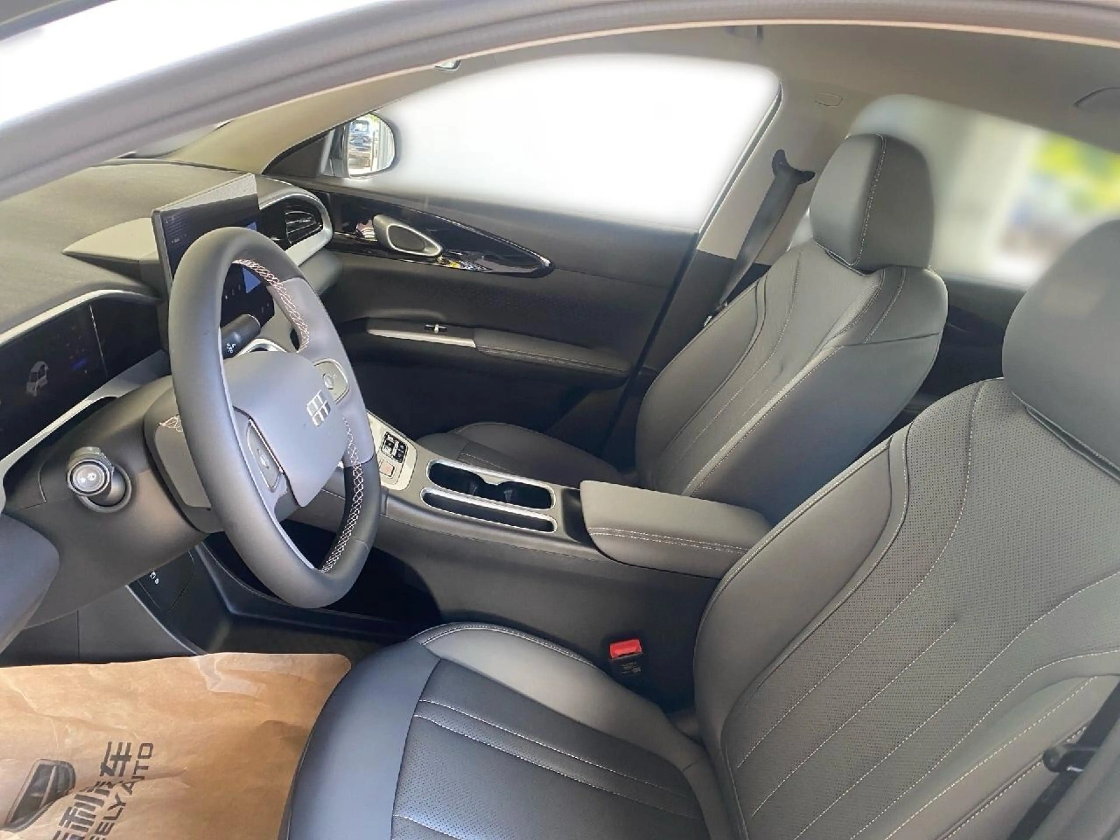 Geely E2 85 kW Ultra — photo 7
