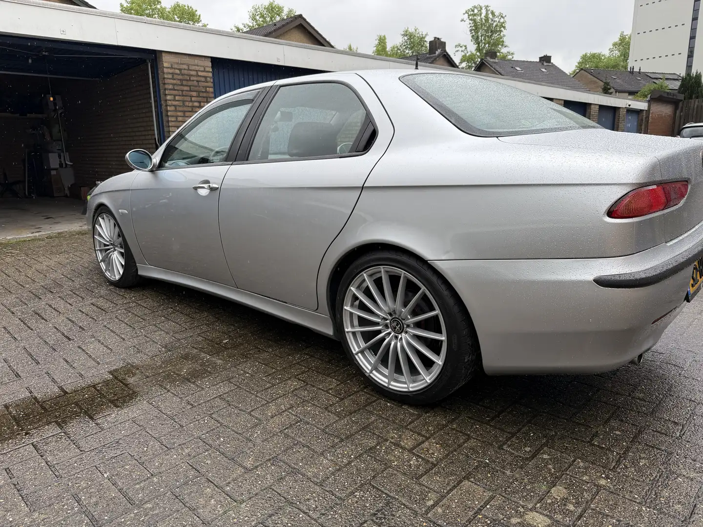 Alfa Romeo 156 156 2.5-24V V6 Silber - 2
