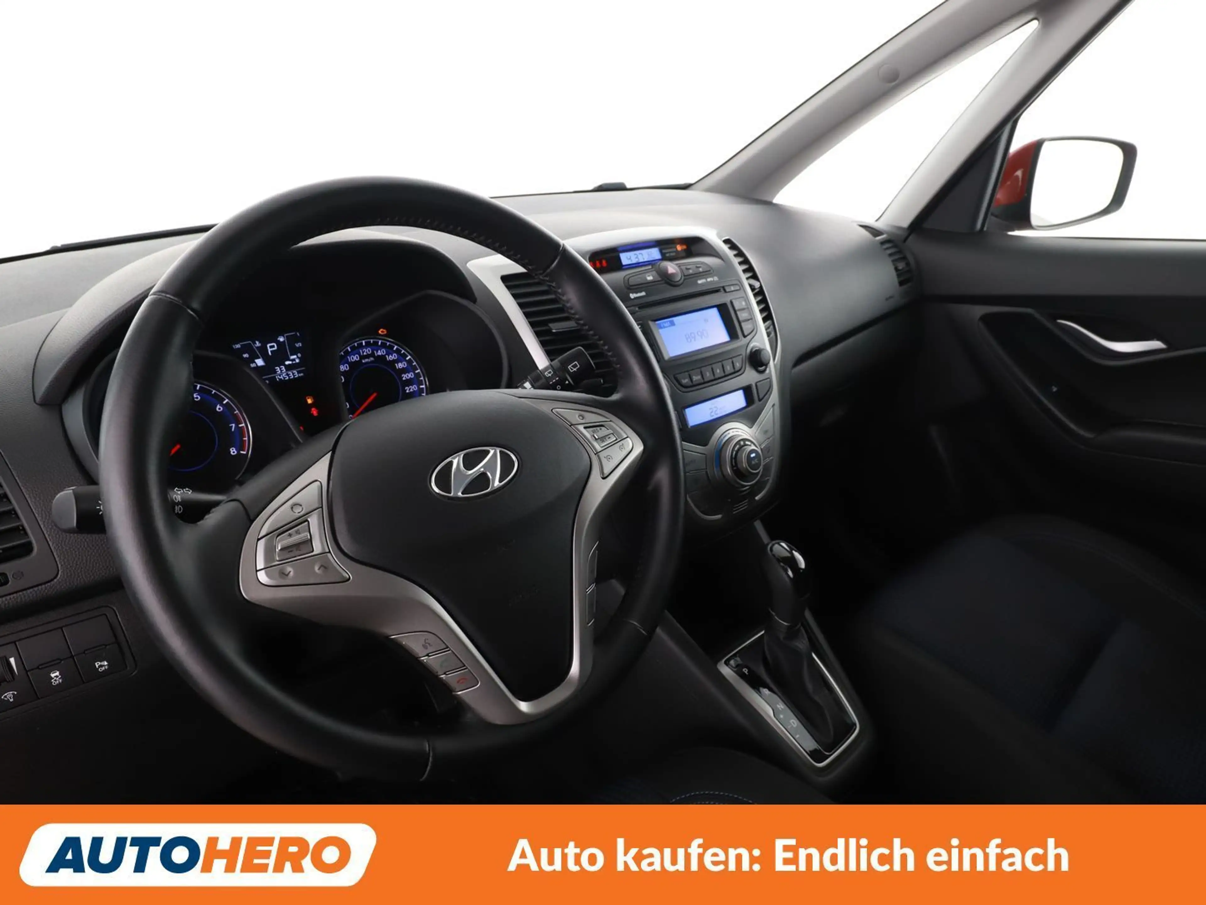 Hyundai iX20 1.6 Edition 25 — photo 11