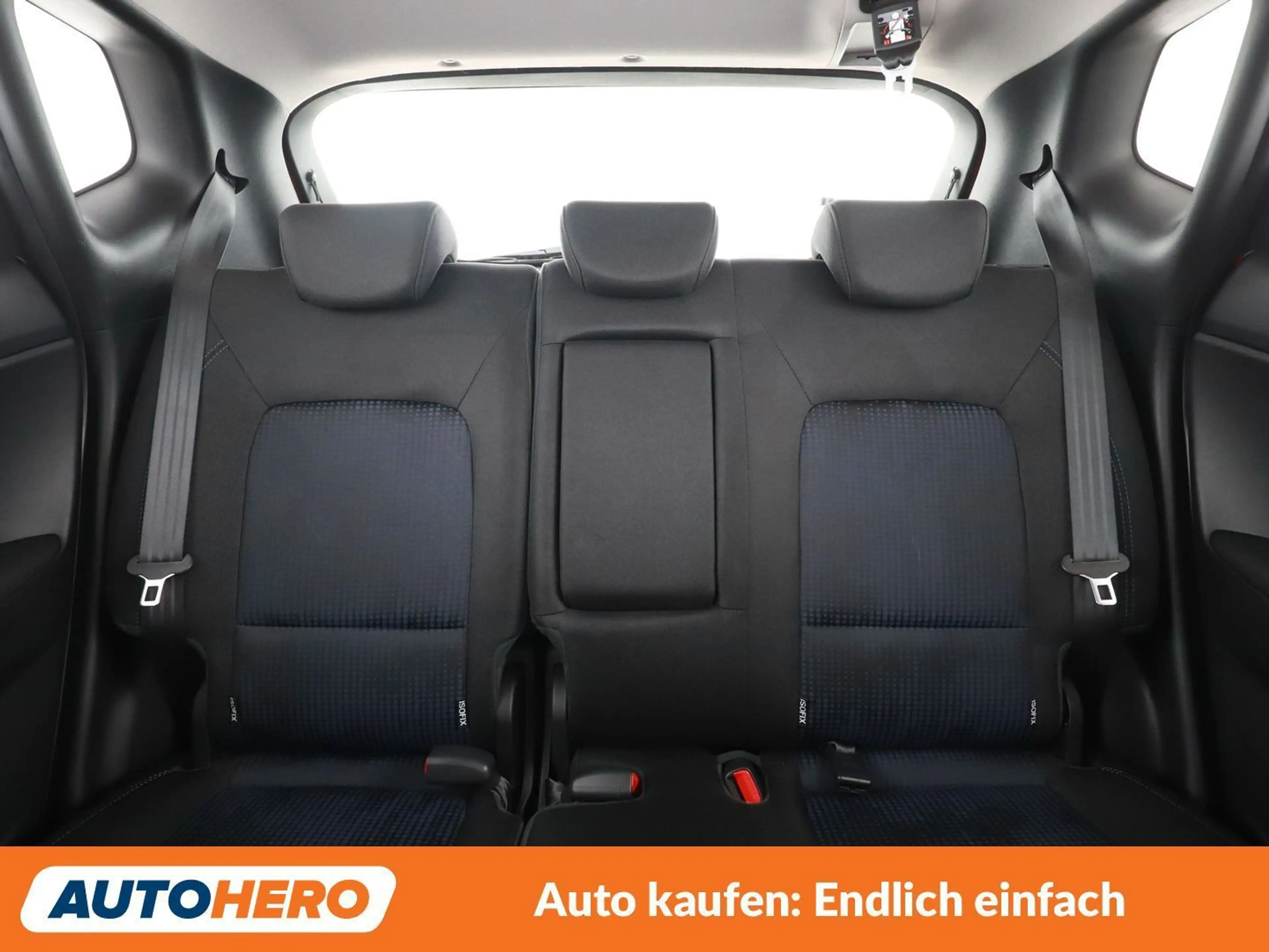 Hyundai iX20 1.6 Edition 25 — photo 15