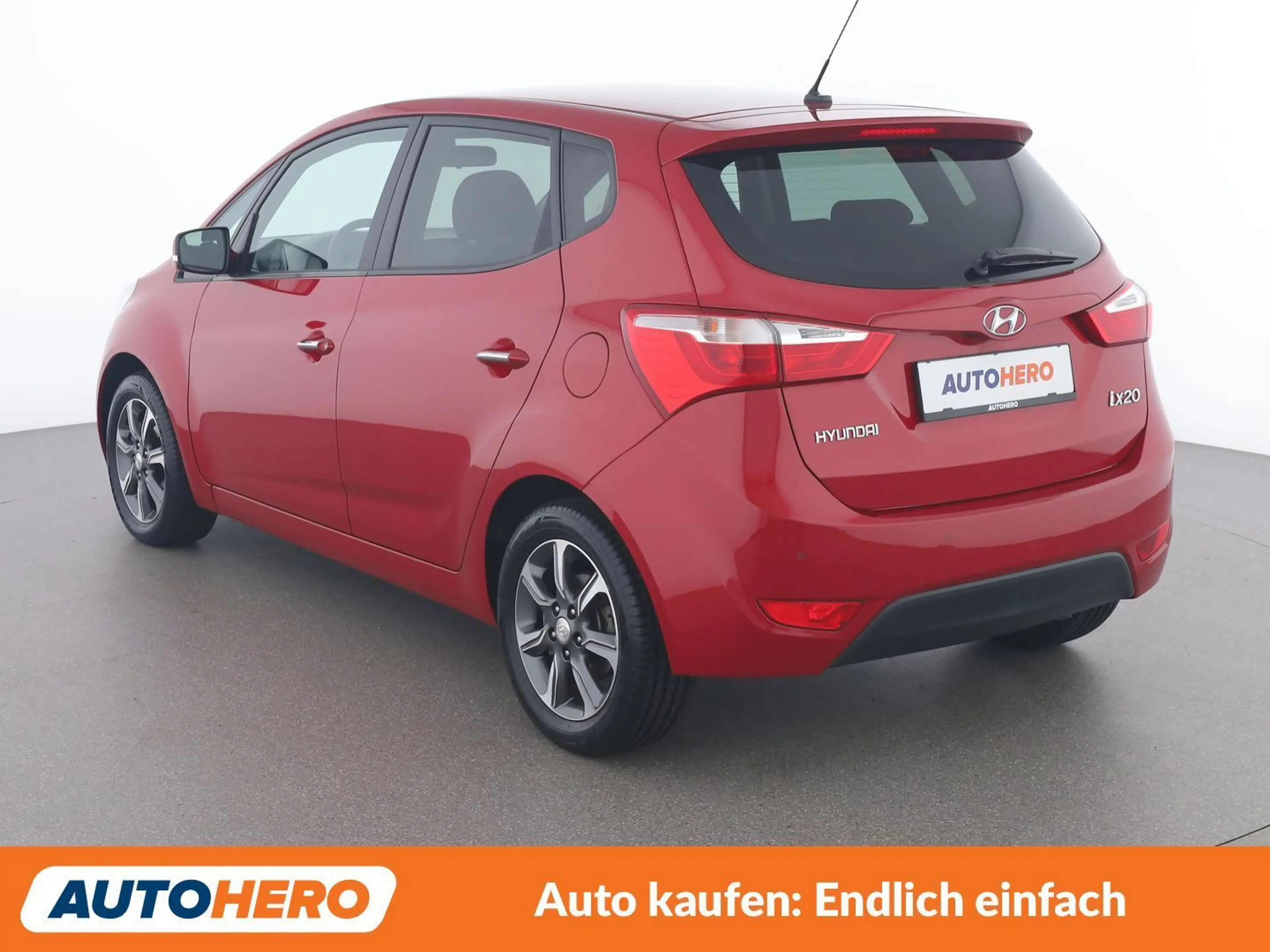 Hyundai iX20 1.6 Edition 25 — photo 4