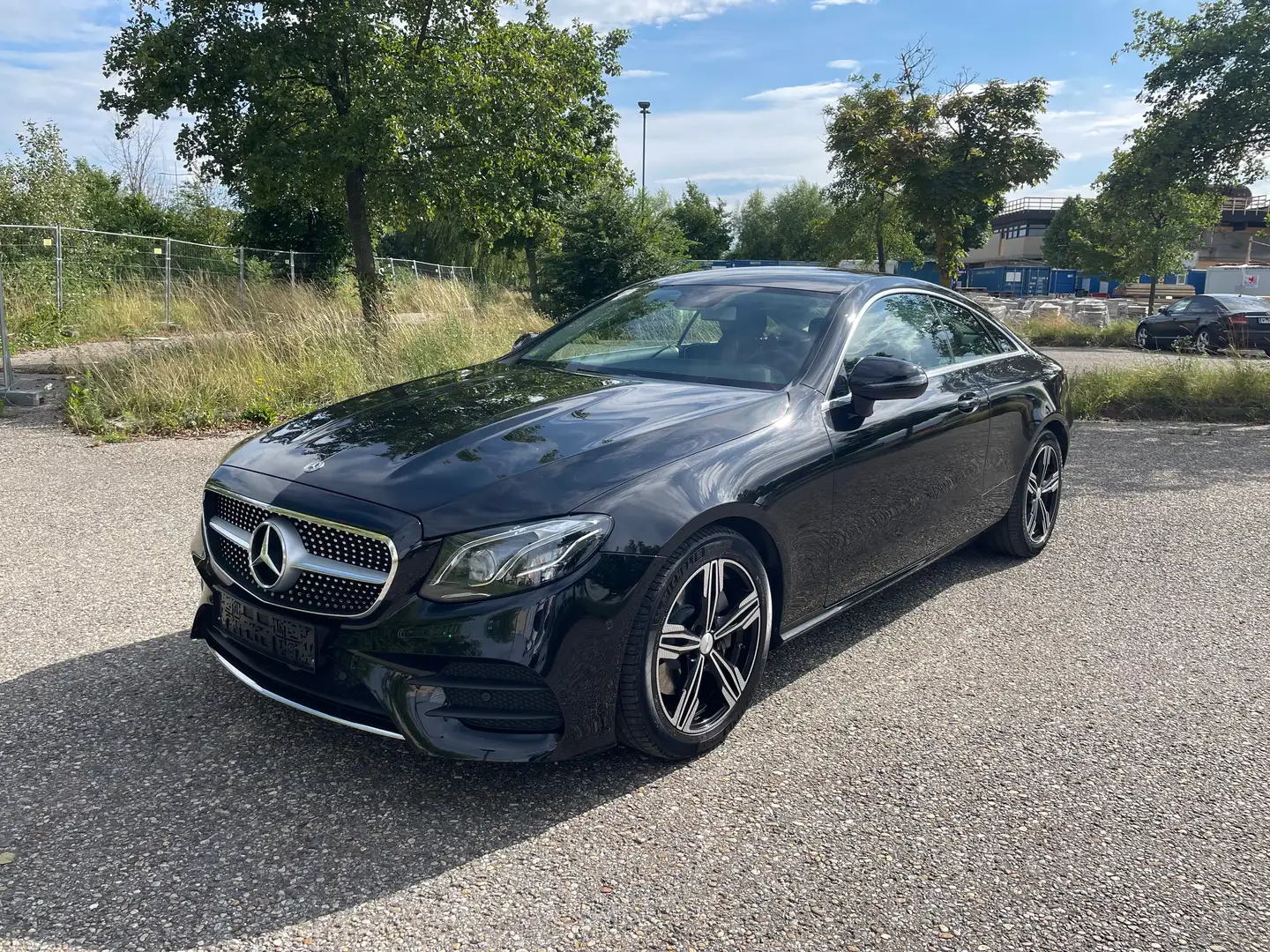Mercedes-Benz E 300 E 300 Aut. Schwarz - 1