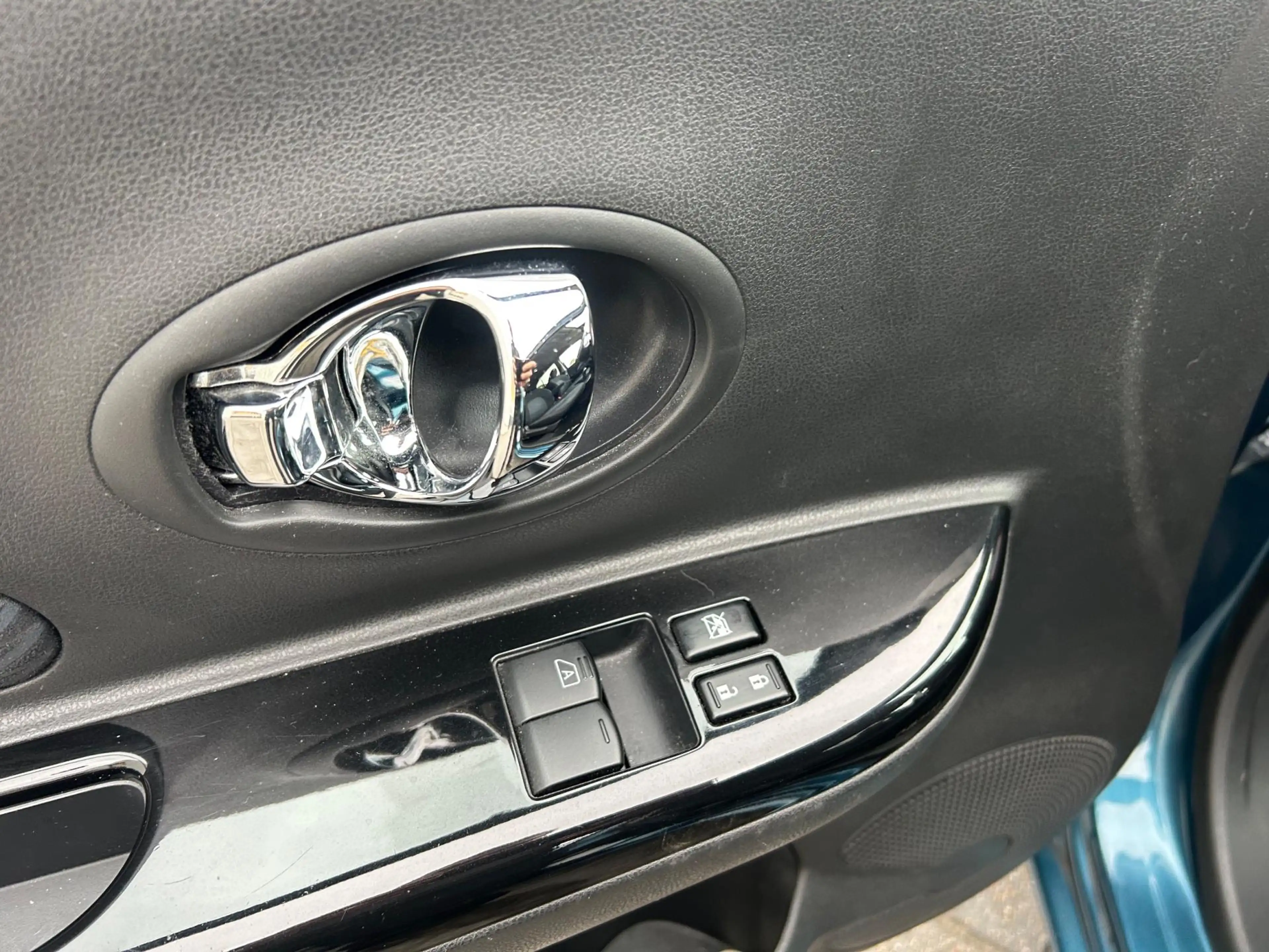 Nissan Micra 1.2 DIG-S Connect Edition N-TEC | CLIMATE | NAVI | — photo 11