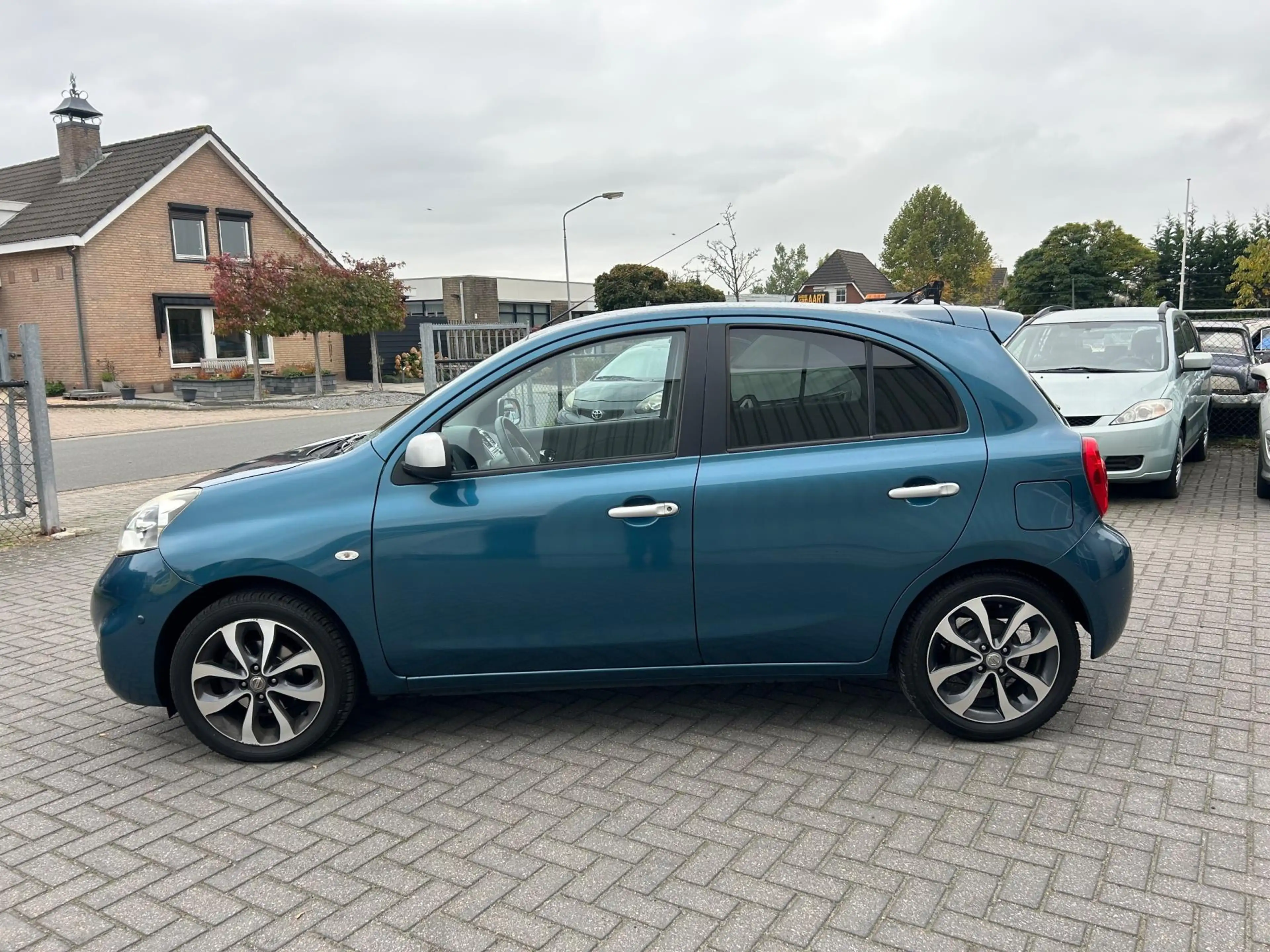 Nissan Micra 1.2 DIG-S Connect Edition N-TEC | CLIMATE | NAVI | — photo 4