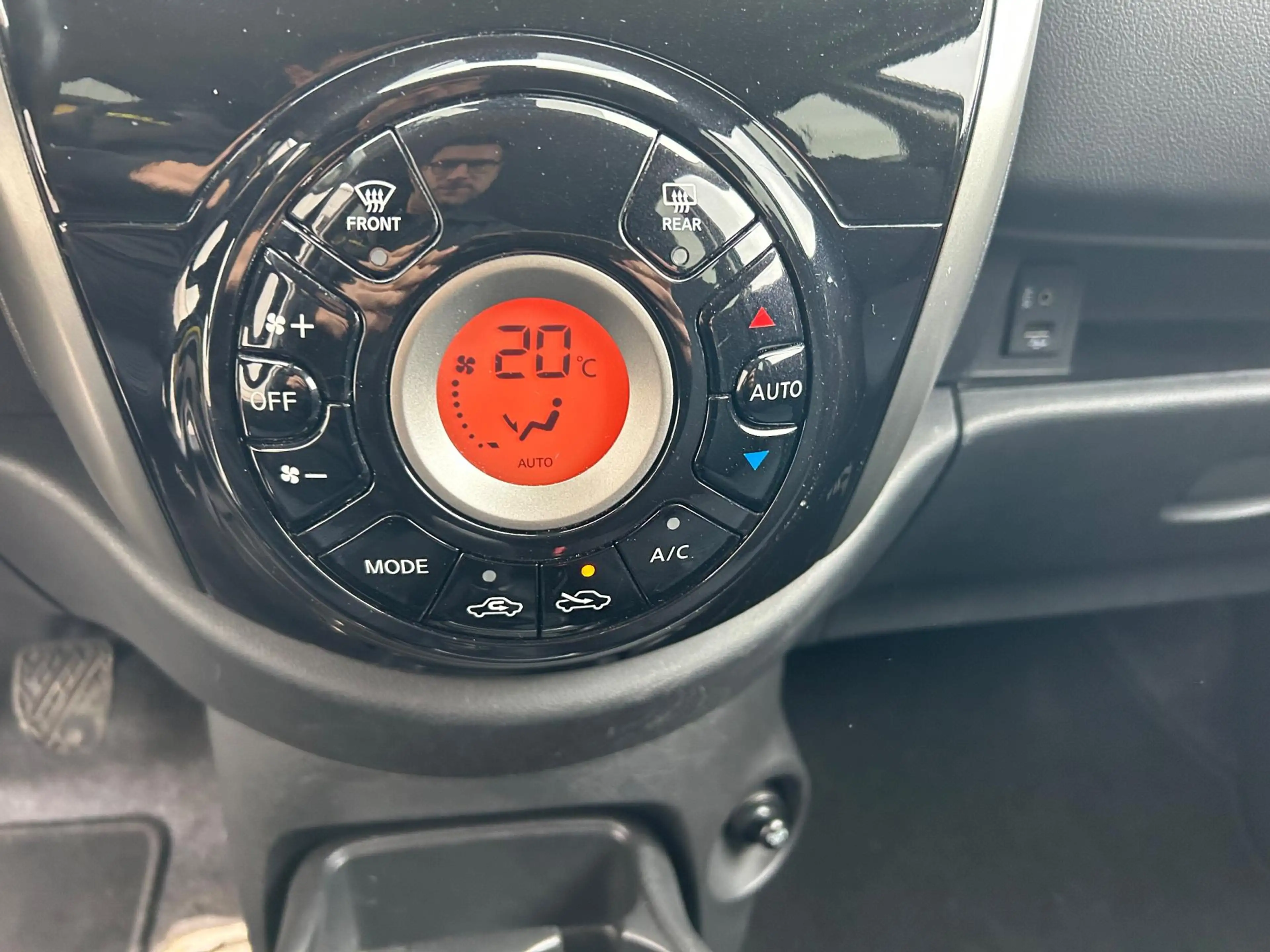 Nissan Micra 1.2 DIG-S Connect Edition N-TEC | CLIMATE | NAVI | — photo 13