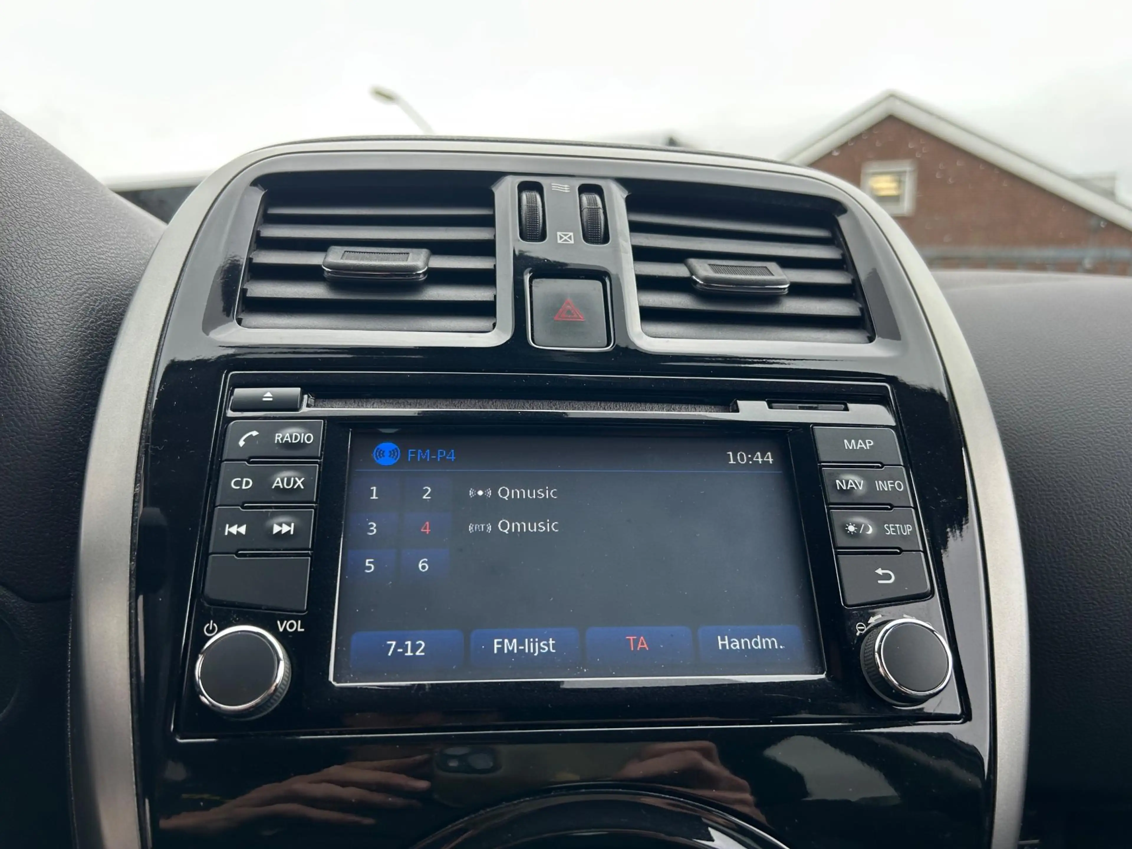 Nissan Micra 1.2 DIG-S Connect Edition N-TEC | CLIMATE | NAVI | — photo 14