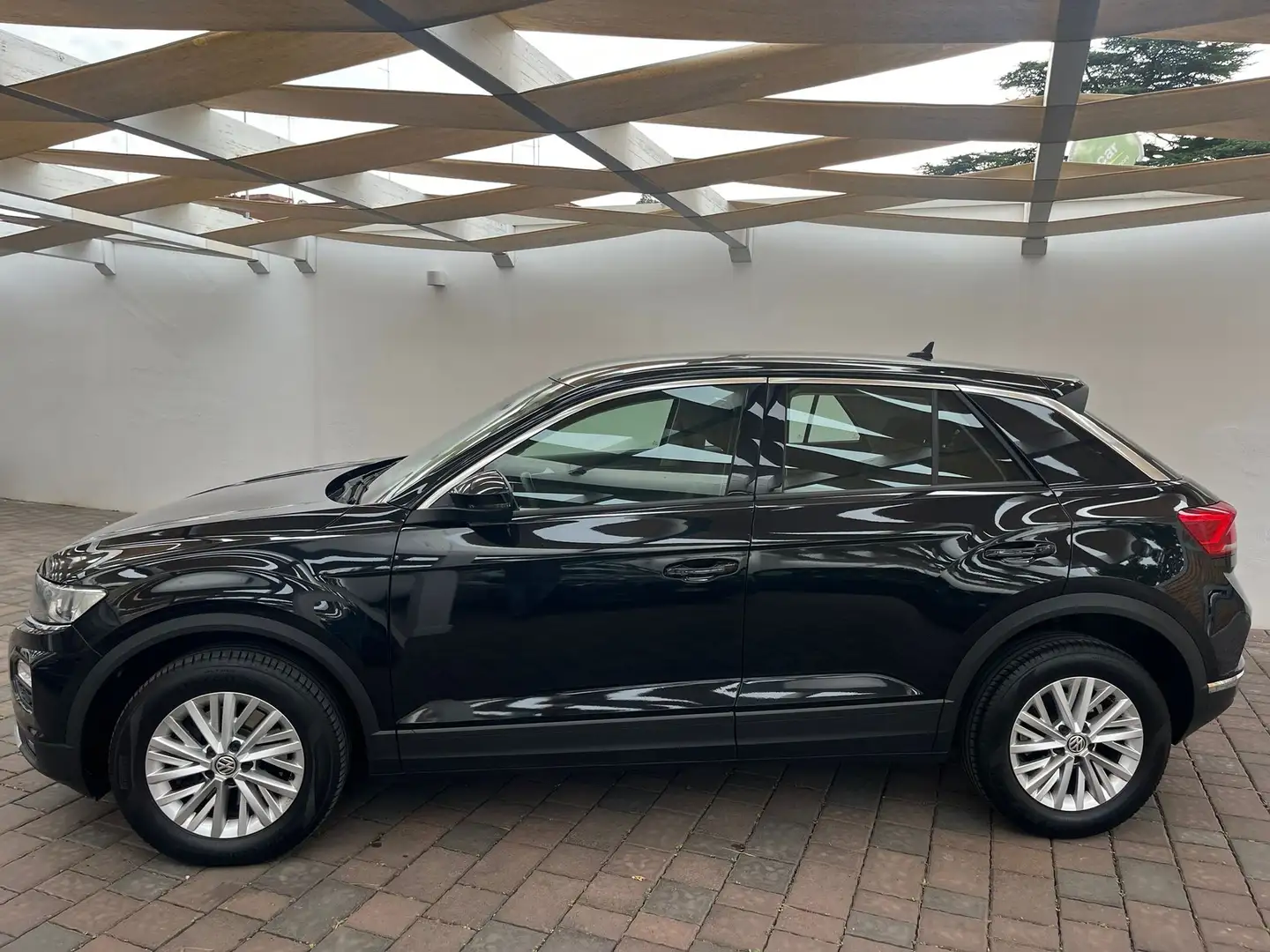 Volkswagen T-Roc T-Roc I 2017 2.0 tdi Business 150cv dsg Noir - 2
