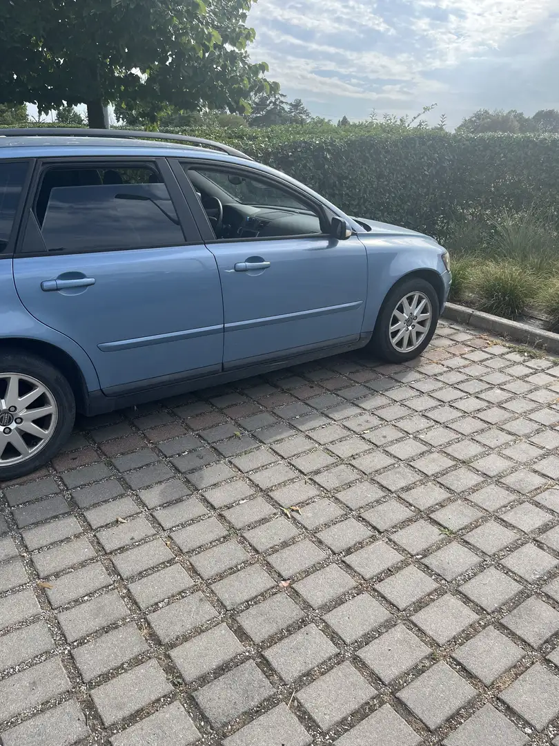 Volvo V50 2.0d Momentum - 1