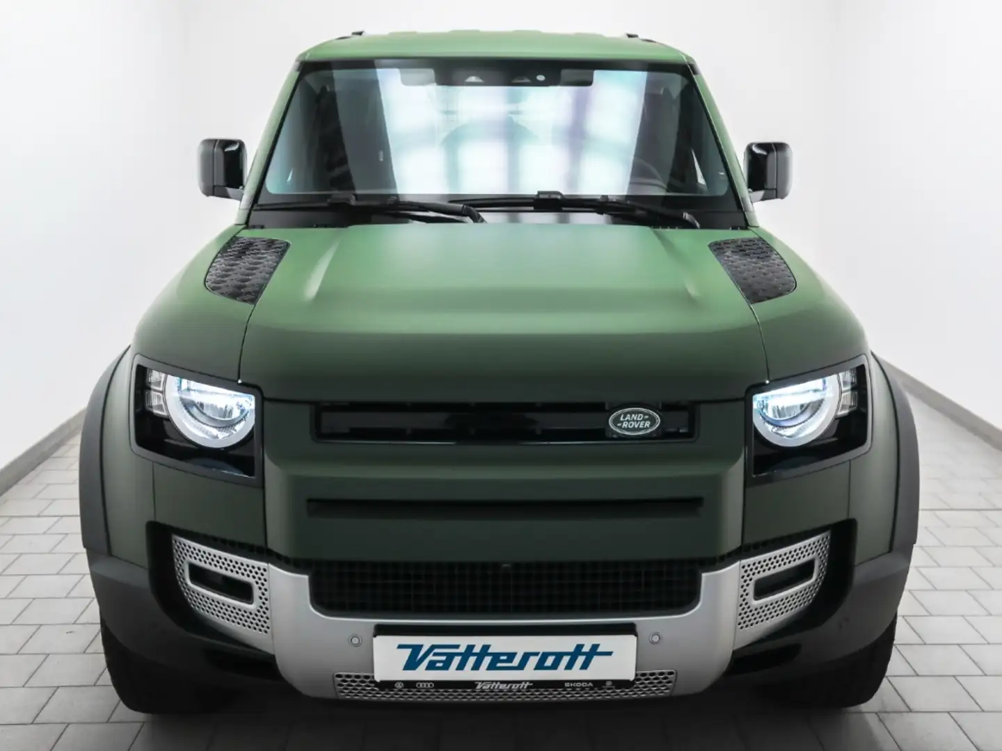 Land Rover Defender 110 2.0 P300 AWD Navi AHK Verde - 2