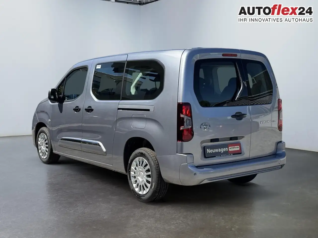 Toyota Proace City Verso 1,2 L2 Business 7 Sitzer Klima Einparkhil... 6