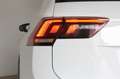 Volkswagen Tiguan 1.5 TSI 150CV DSG IQ.LIGHT R-Line Unicoprop. Weiß - thumbnail 14