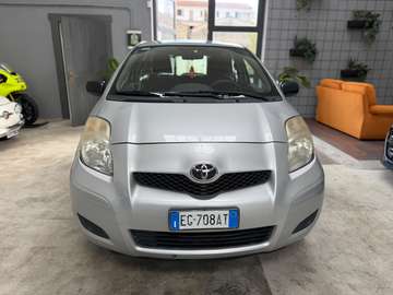 Yaris II 2005 3p 1.0 Now c/vsc trc