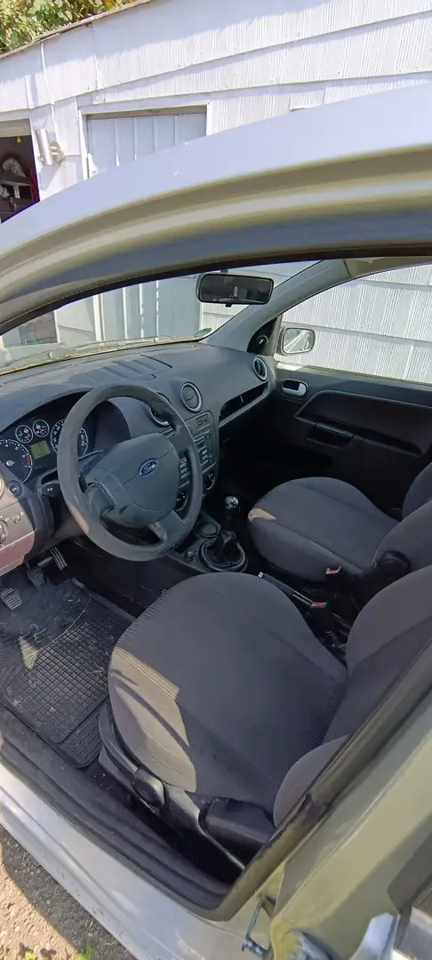 Ford Fusion 1.4 Fun X - 1