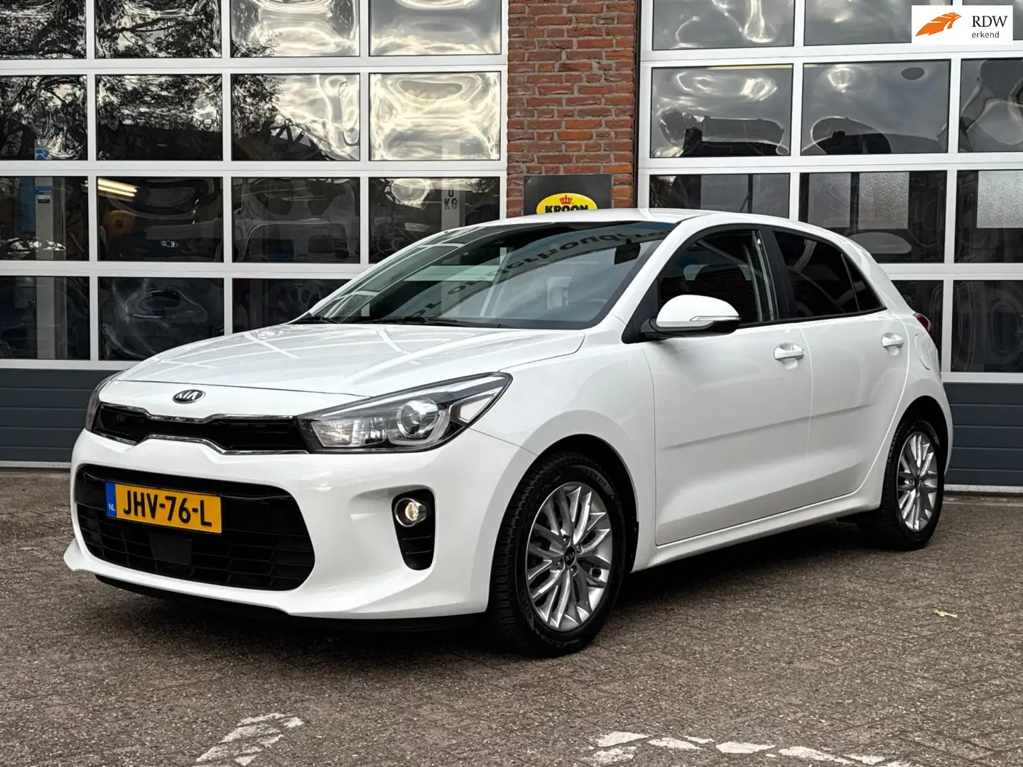 Kia Rio 1.4 DynamicLine, navi, camera. adapt cruise, Stoel Wit - 1
