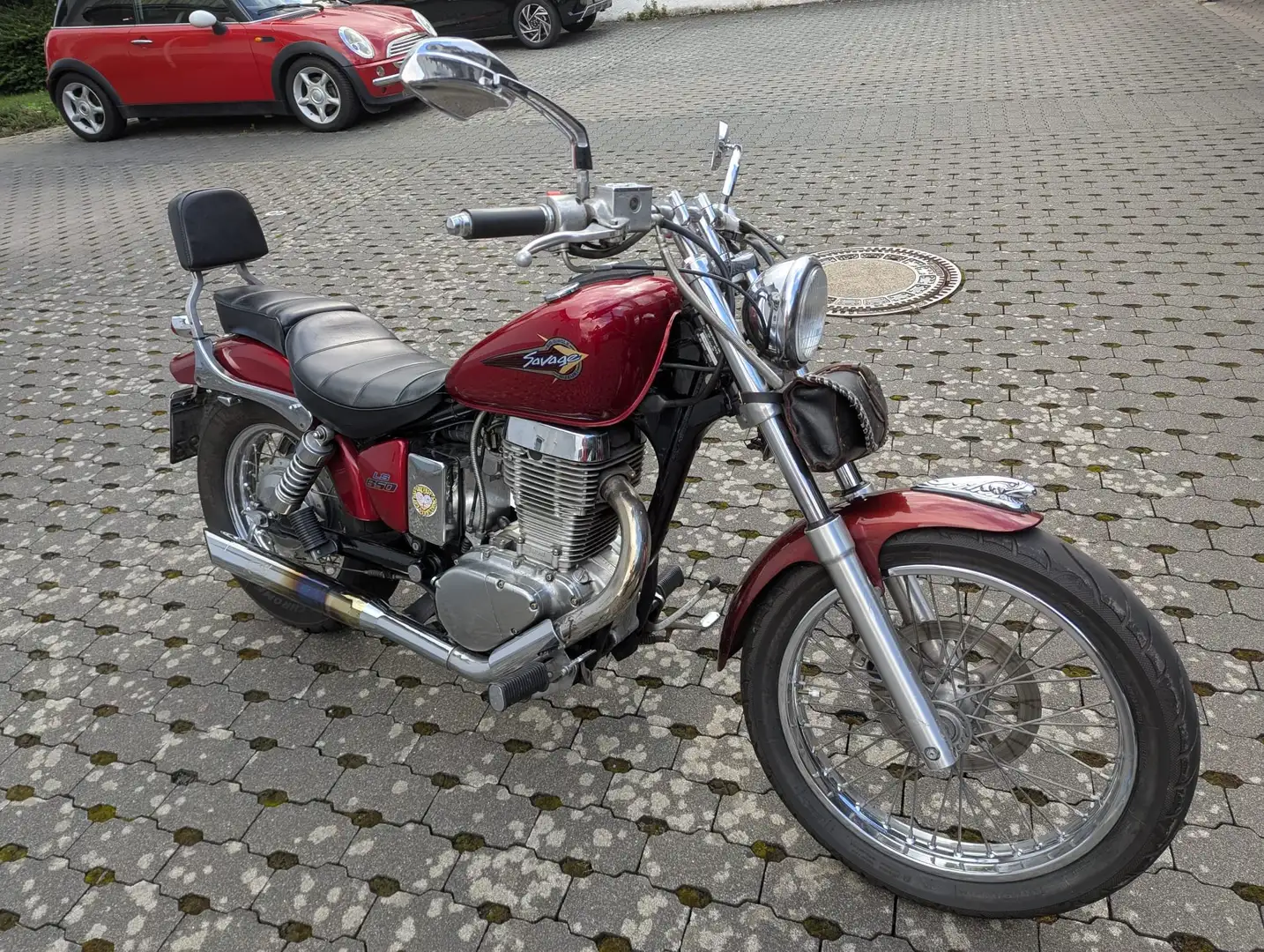 Suzuki LS 650 Rood - 2