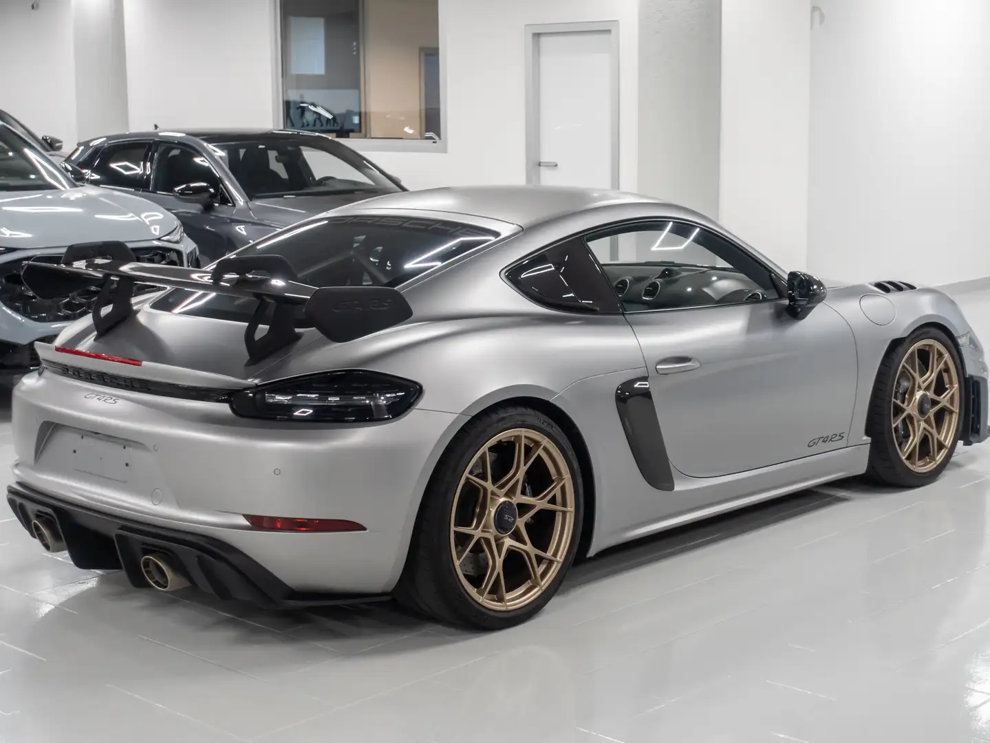 Porsche 718 GT4 RS PDK WEISSACH CLUB SPORT LIFT BOSE TELECAMERA PPF PORSCHE APPROVED 07/2027 Silber - 2