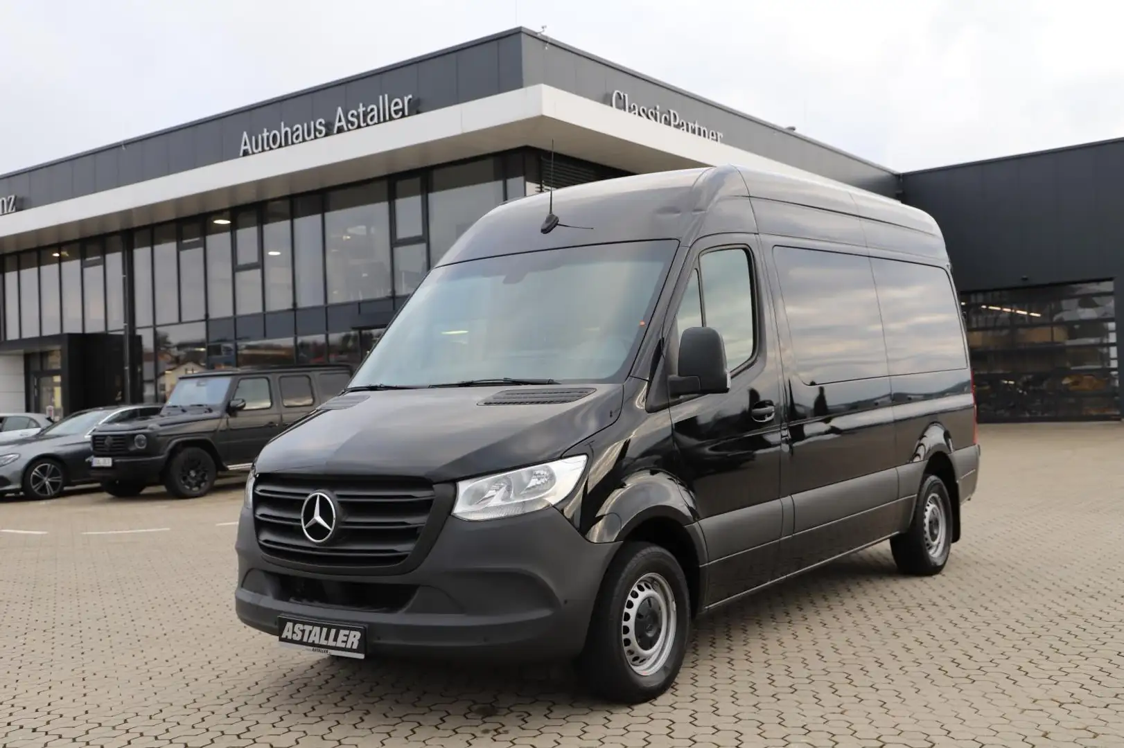Mercedes-Benz Sprinter 317 CDI Tourer Hochdach Standard L2H2 Schwarz - 2