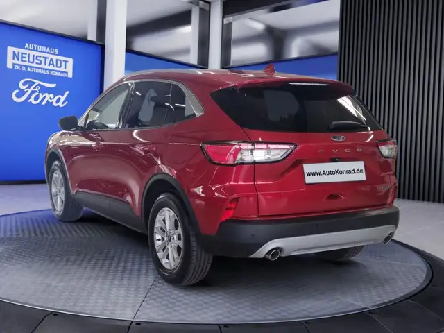 Ford Kuga view 4
