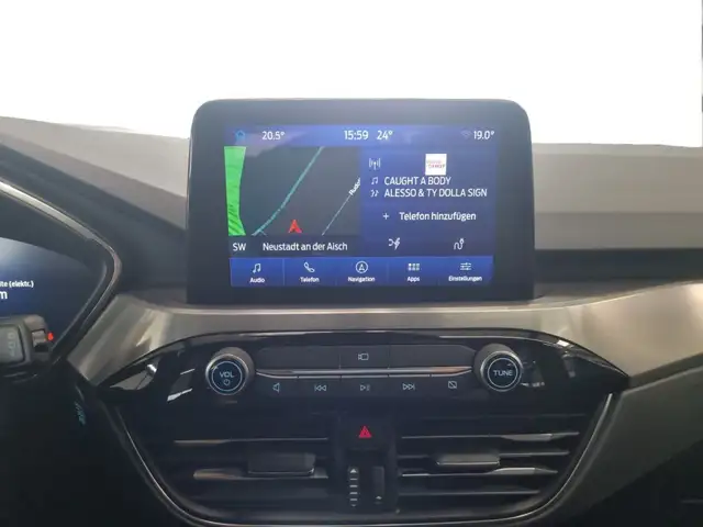Ford Kuga view 14