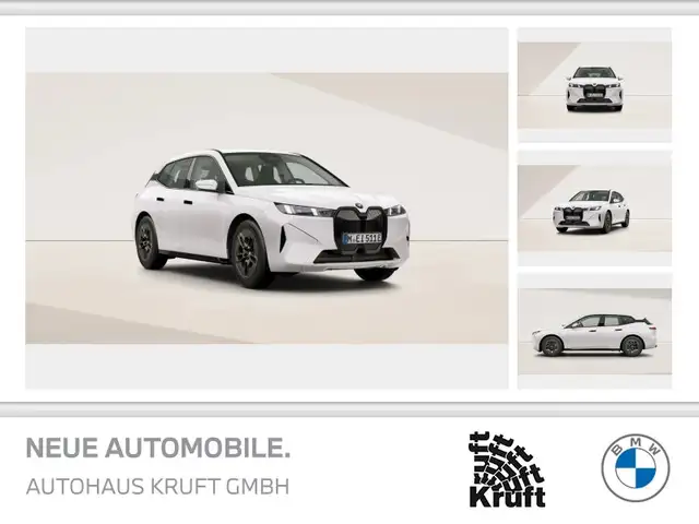 BMW iX xDrive45  1 x VERFÜGBAR 0,99% ZINS+20"LM+NAVI+KAME