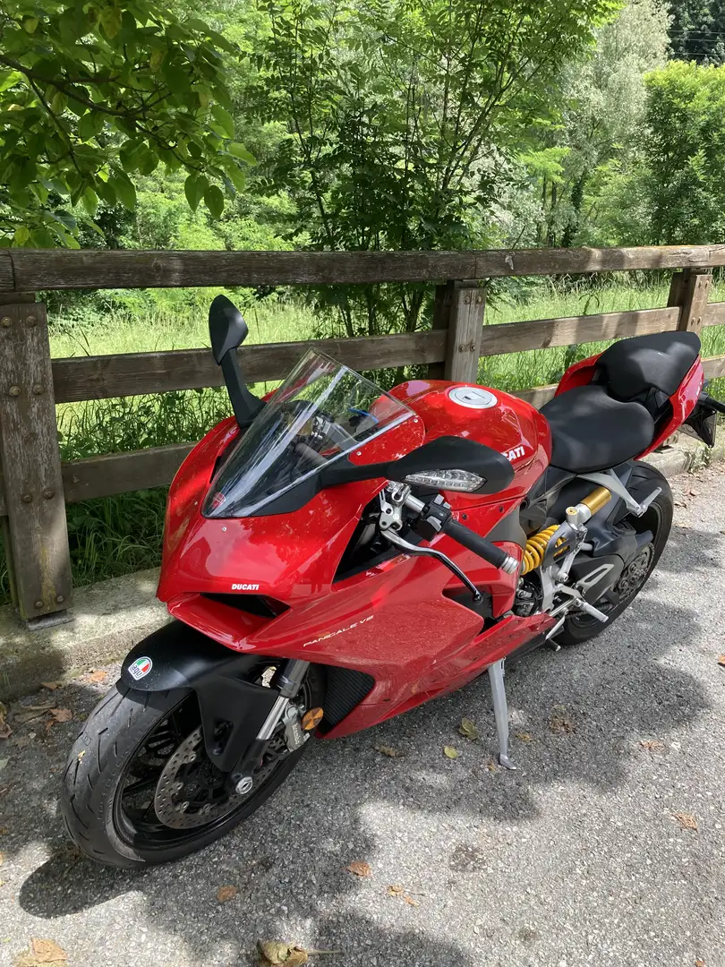 Ducati Panigale V2 - 1
