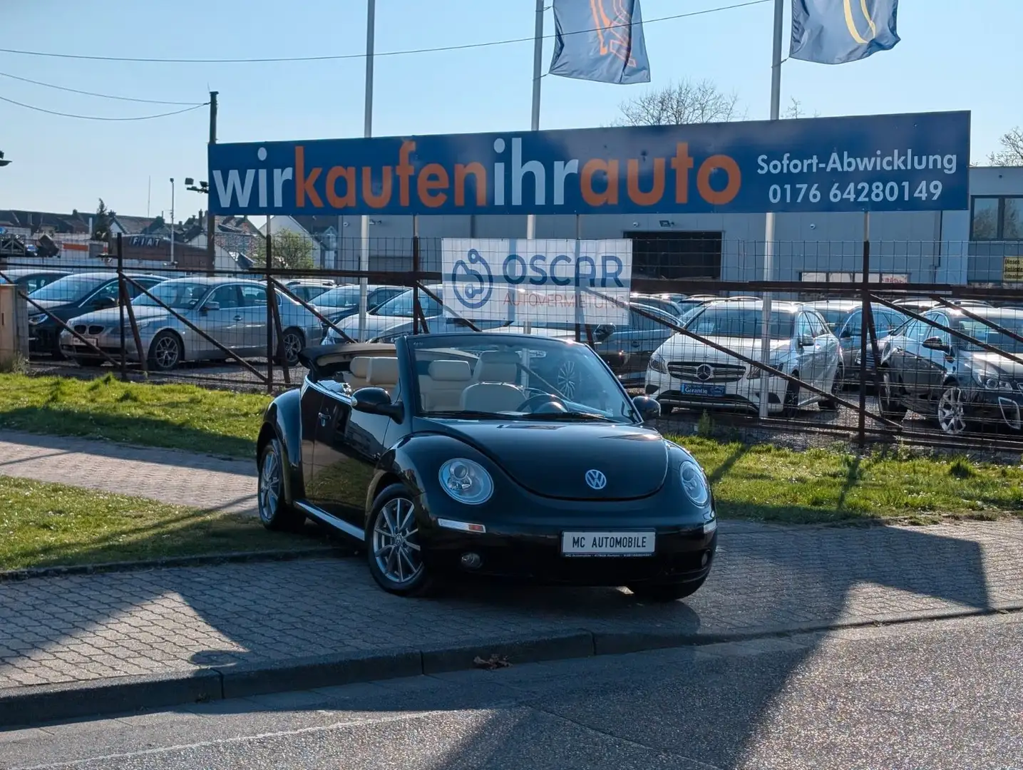 Volkswagen New Beetle Cabriolet 1.9 TDI*LEDER*KLIMA*PDC !! Чорний - 1