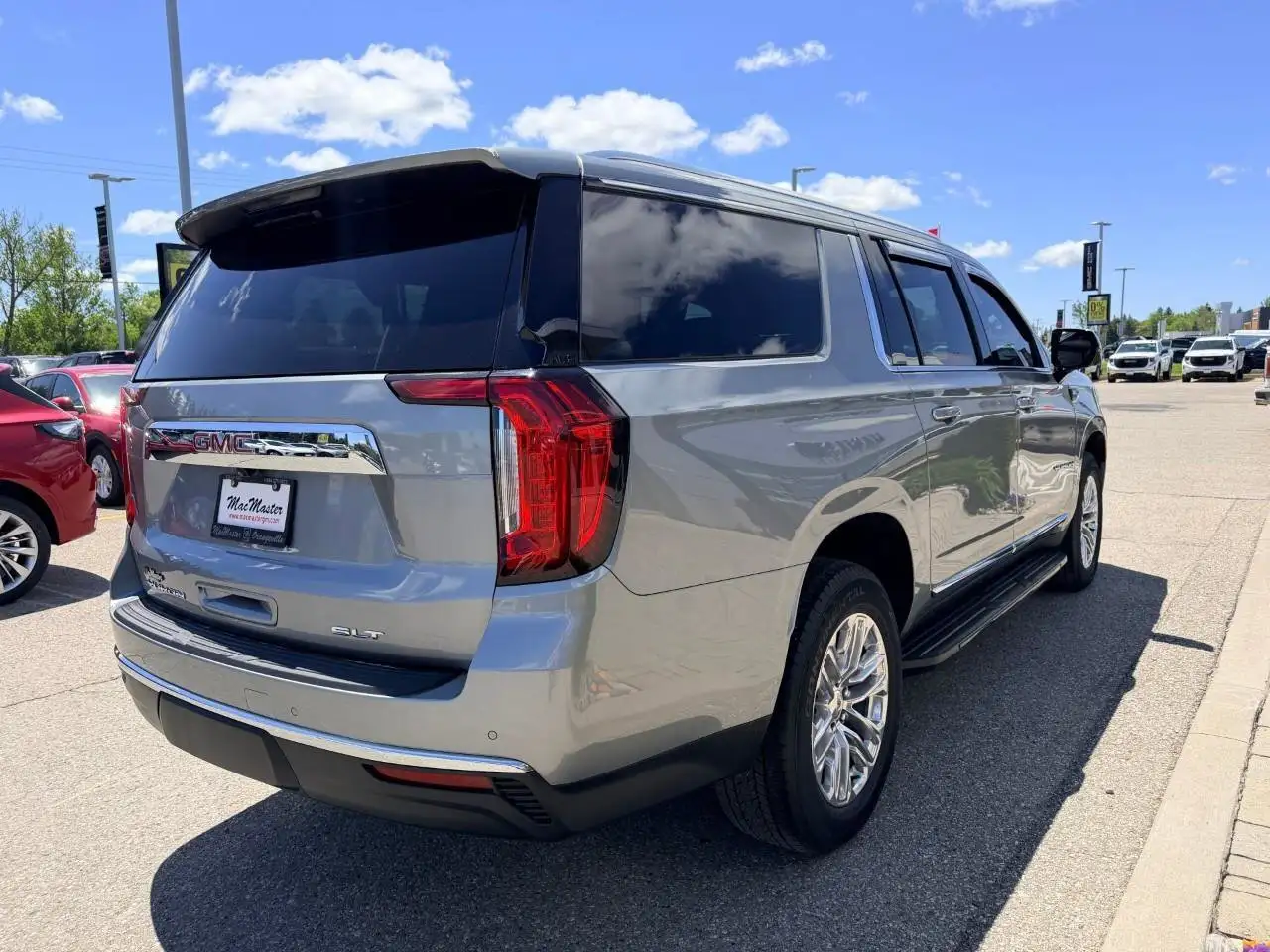 GMC Yukon снимка GMC Yukon