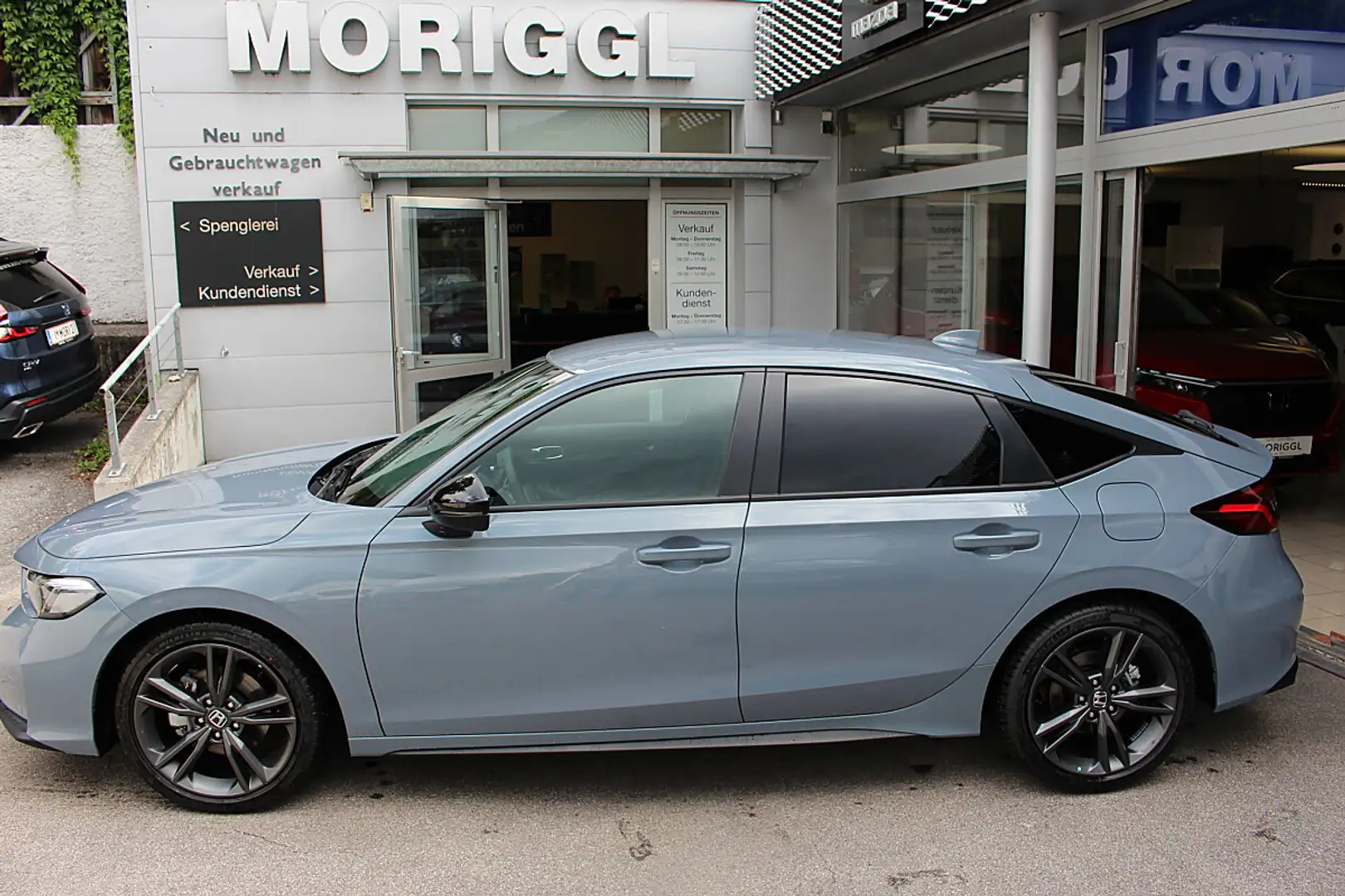 Honda Civic 2.0 i-MMD Hybrid Sport e-CVT Aut. Grau - 1
